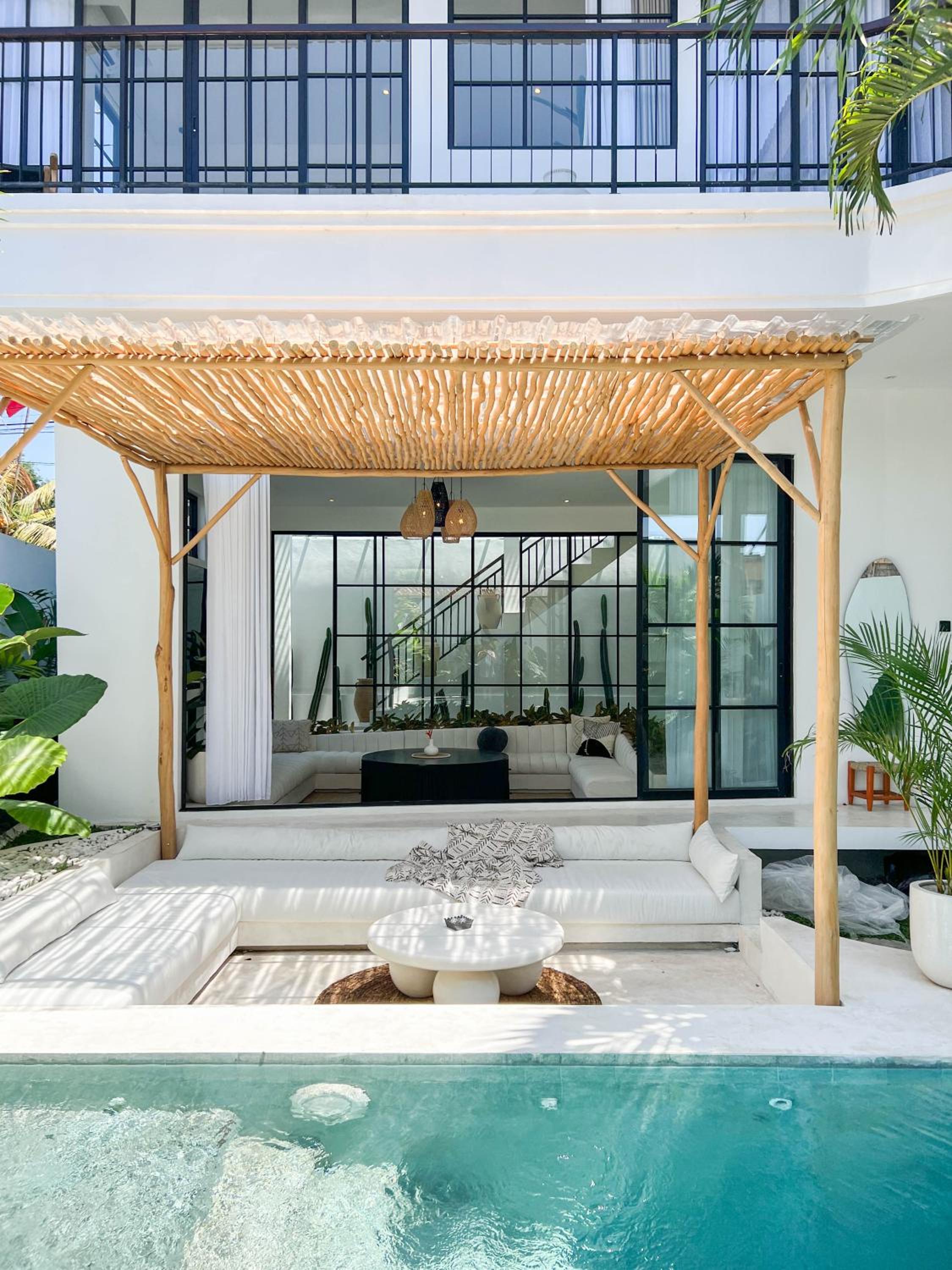 Modern chic 3BR villa in Canggu