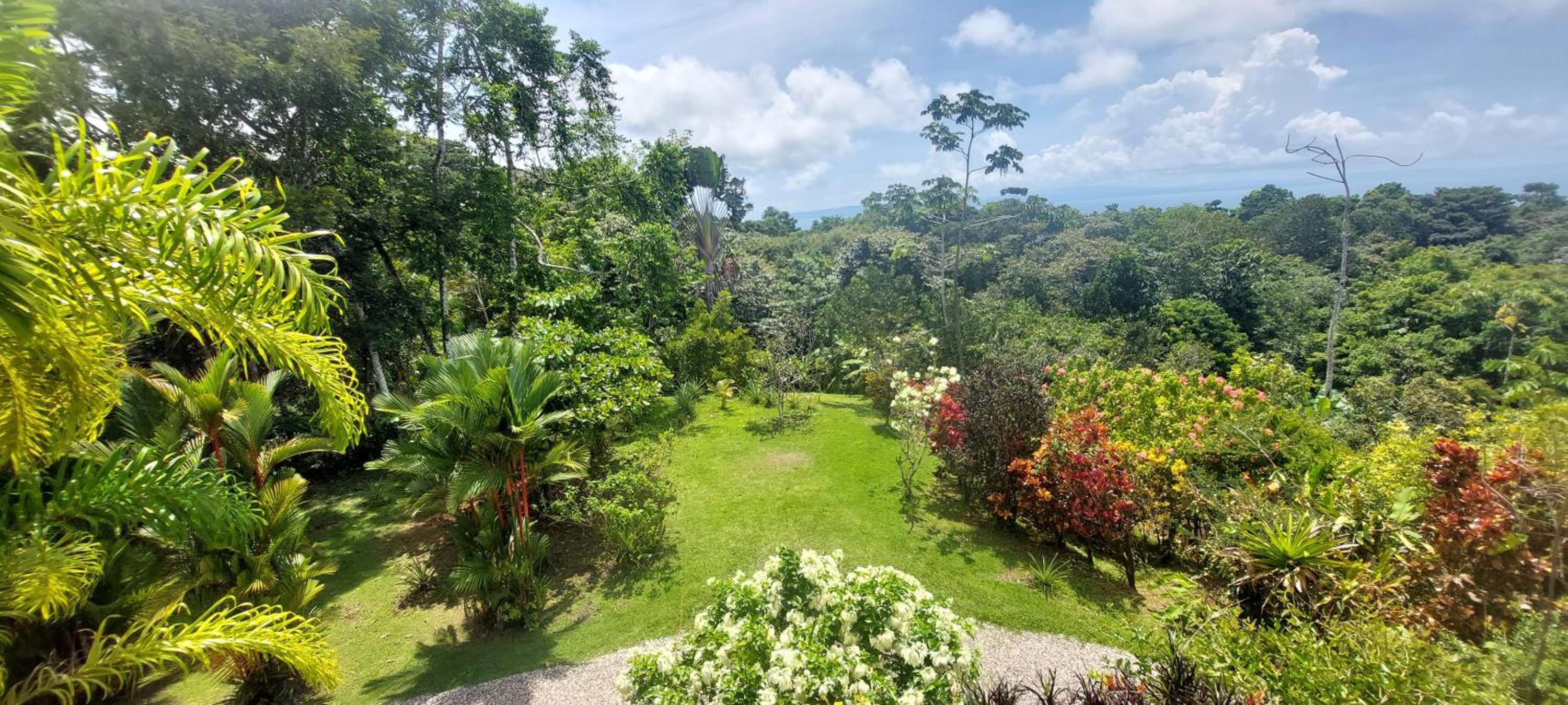 Casa Alta Vista
