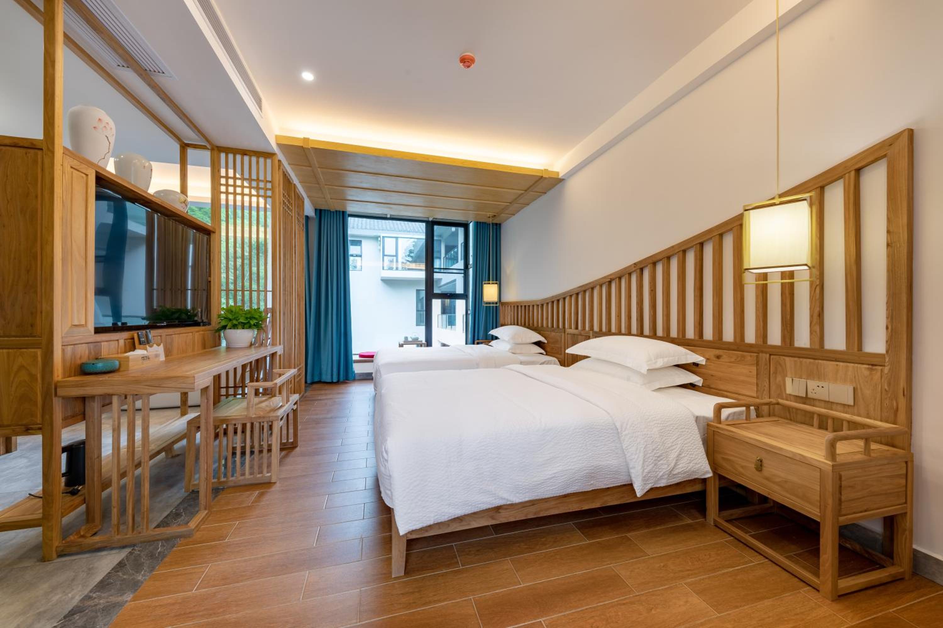 Zhangjiajie Qiquan Vacation B&B