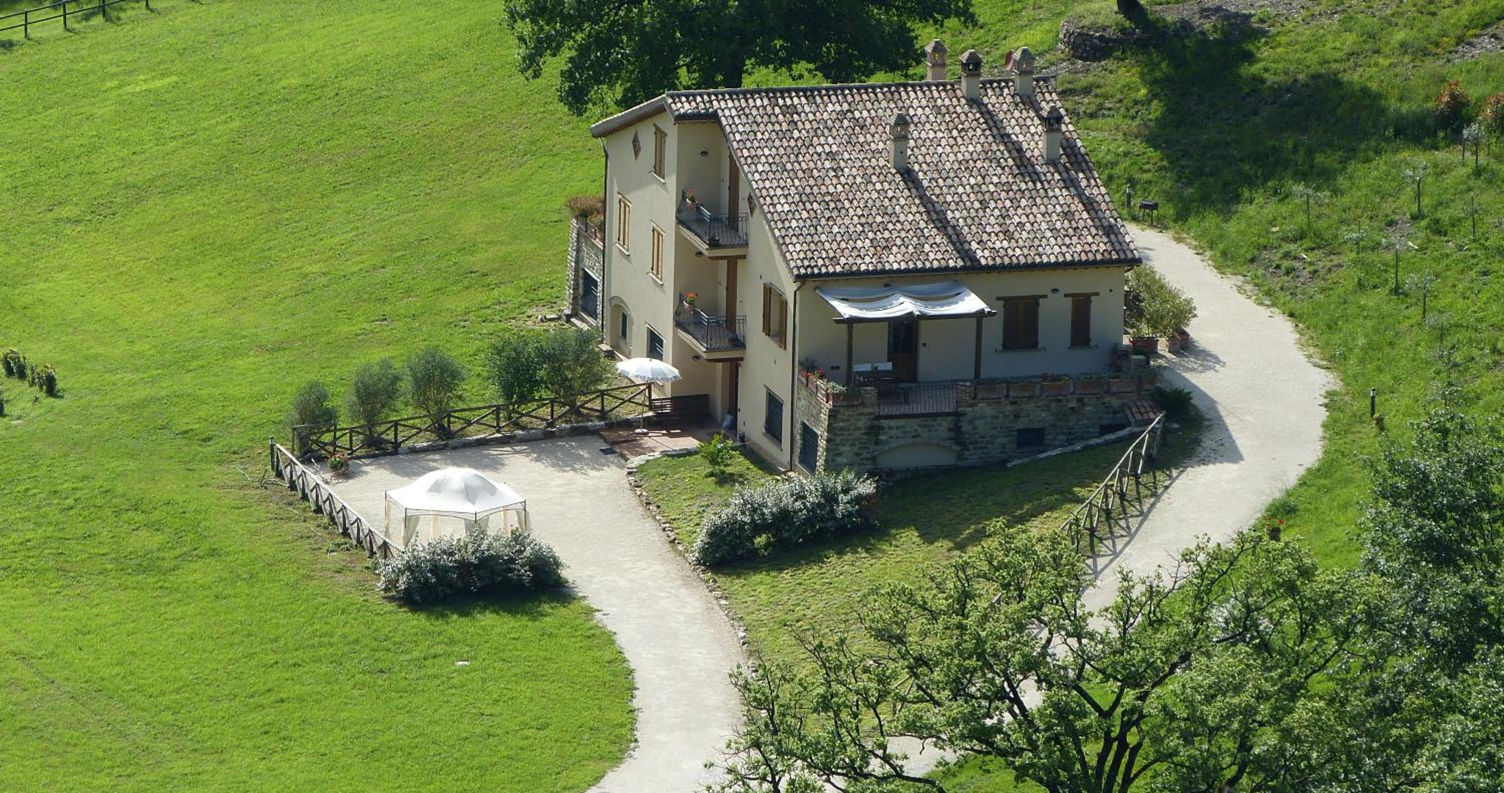 Cerqua Rosara Residence
