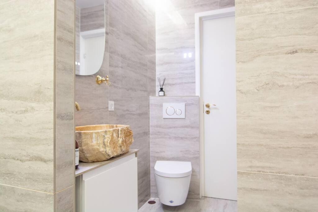 Extravagant-2 bedrooms-Bronze