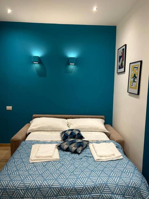 Bayres Blue