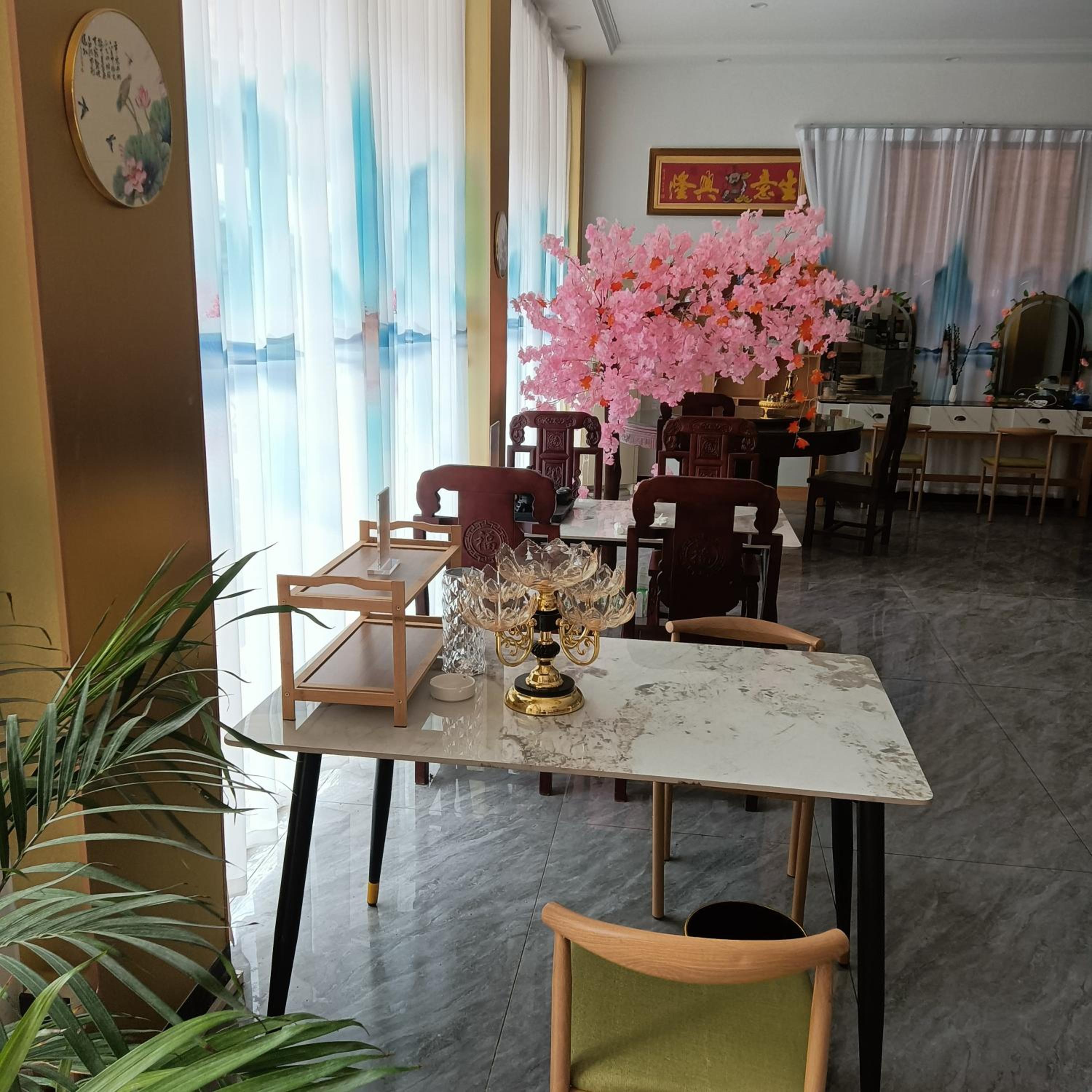 Minsheng Apartment