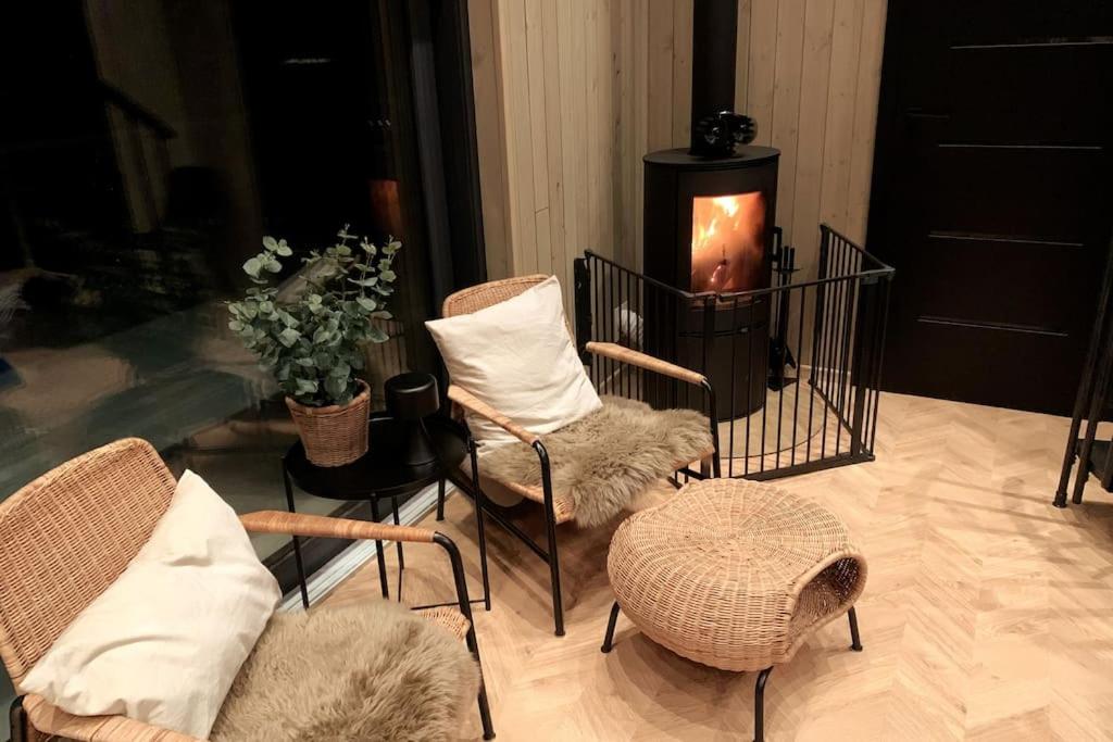 Photo 65