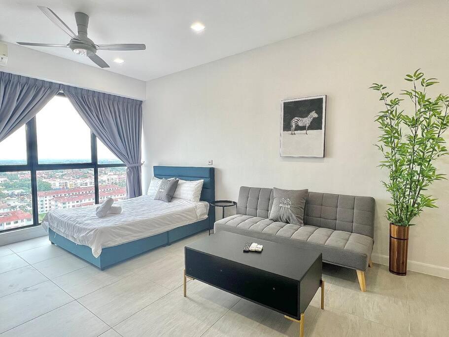 Bell Suite Sunsuria City by MOKA