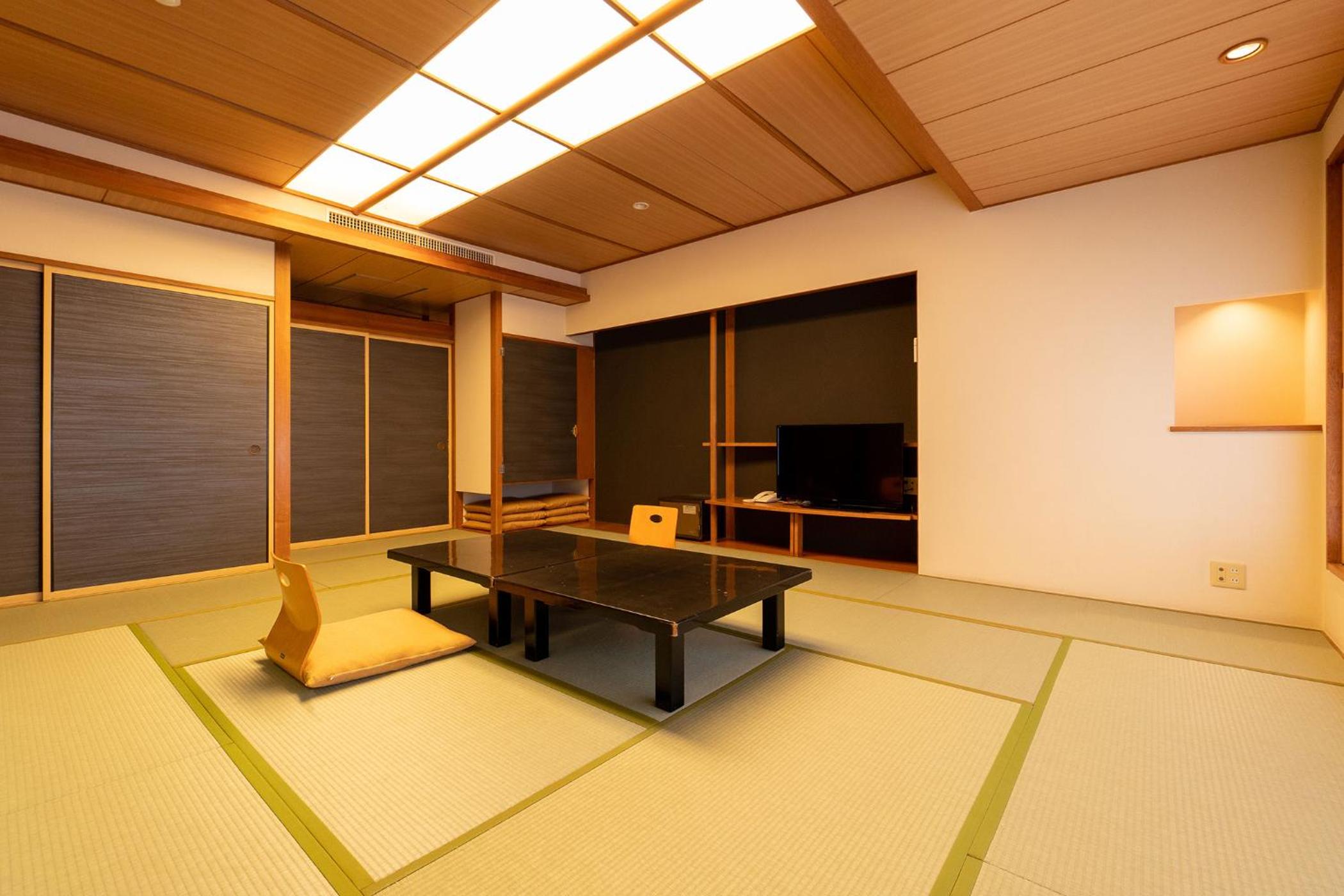 Ooedo Onsen Monogatari Higashiyama Grand Hotel