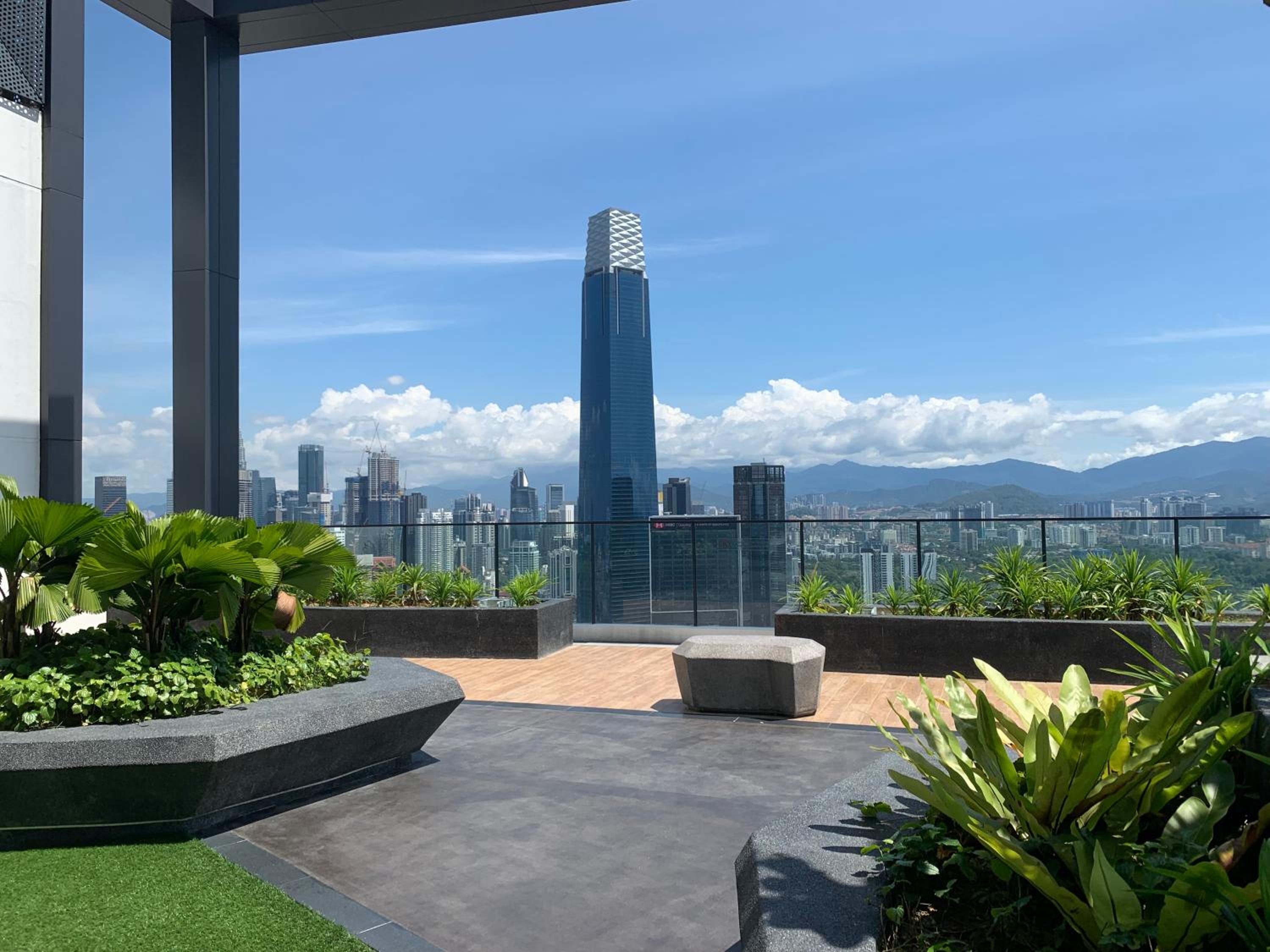 Greystone Continew Residensi