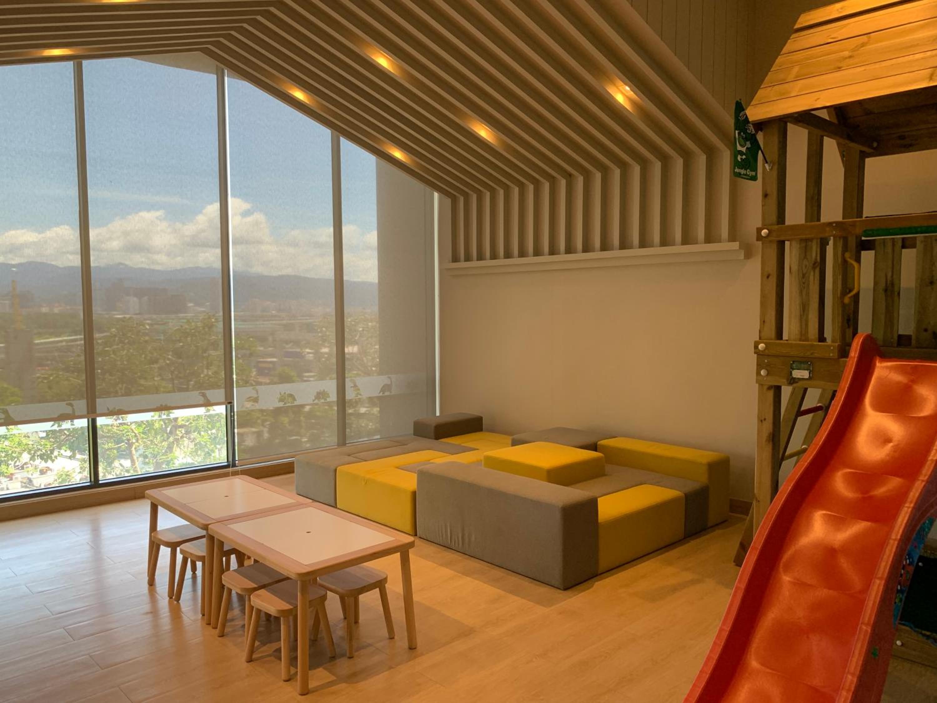 Greystone Continew Residensi