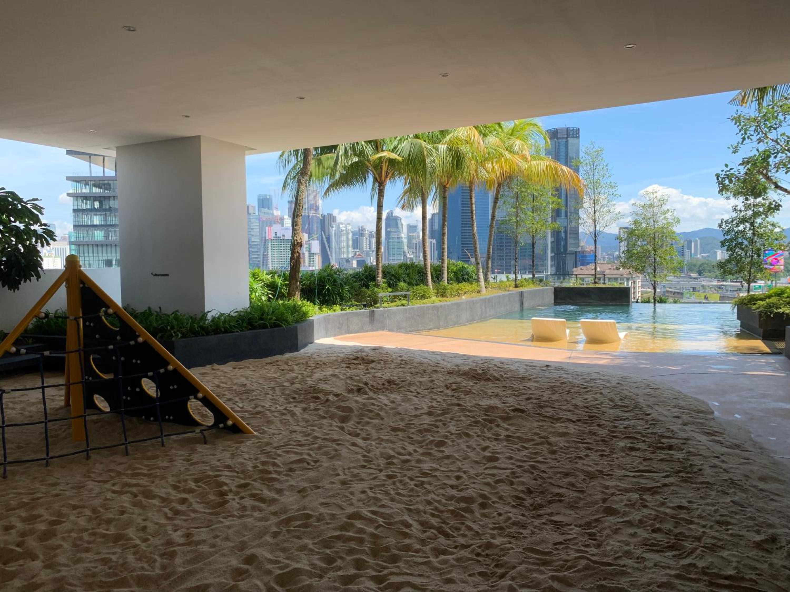 Greystone Continew Residensi