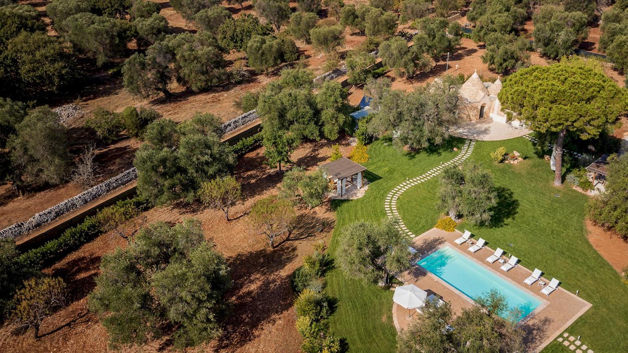 TRULLI BIANCAPETRA 8&2, Emma Villas