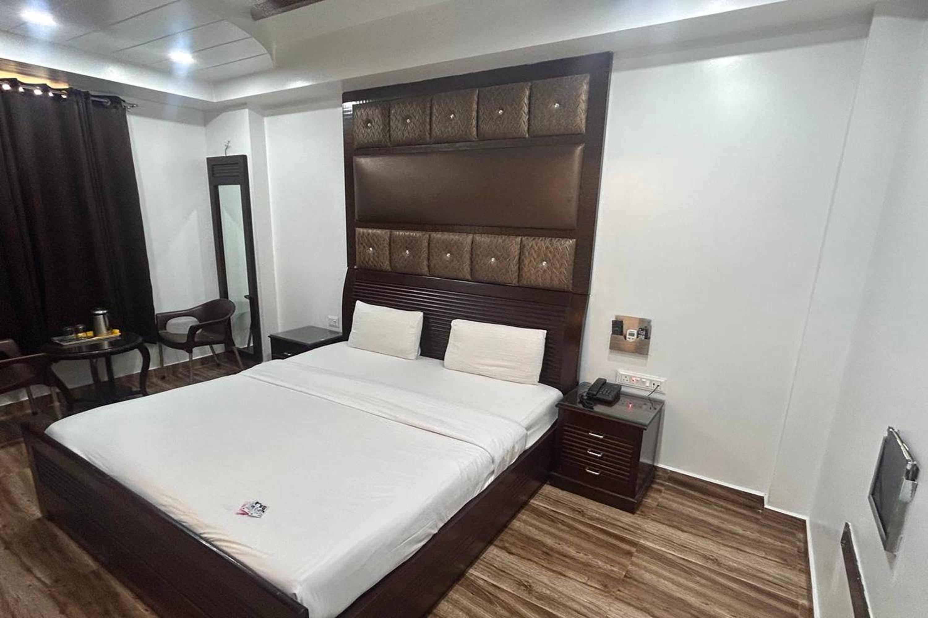 HOTEL TODAY INTERNATIONAL