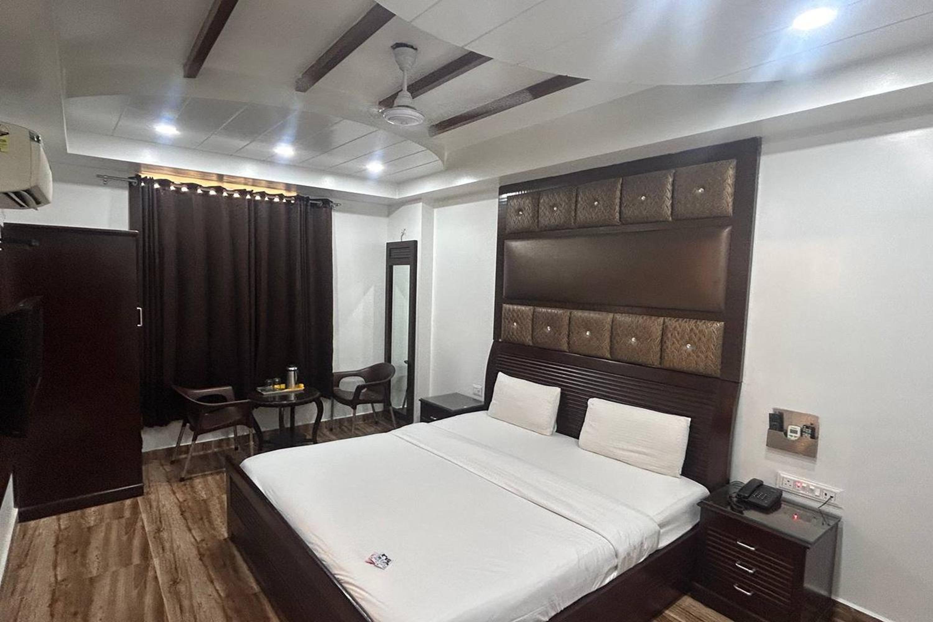 HOTEL TODAY INTERNATIONAL