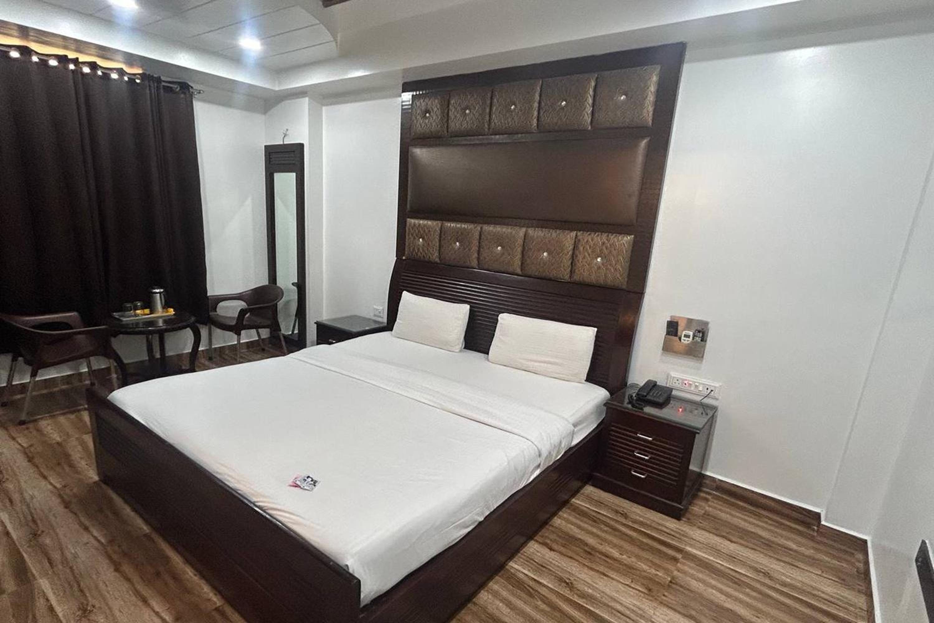 HOTEL TODAY INTERNATIONAL
