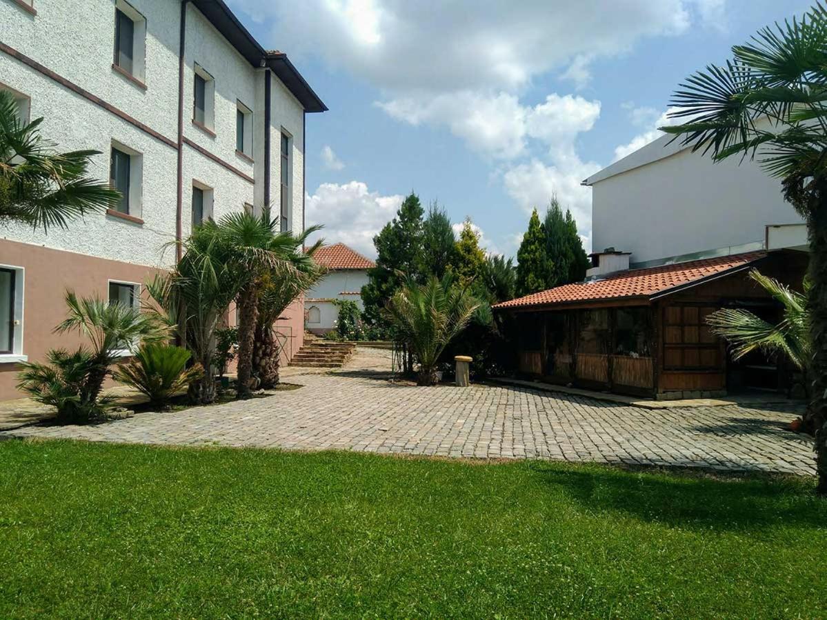 Photo 28