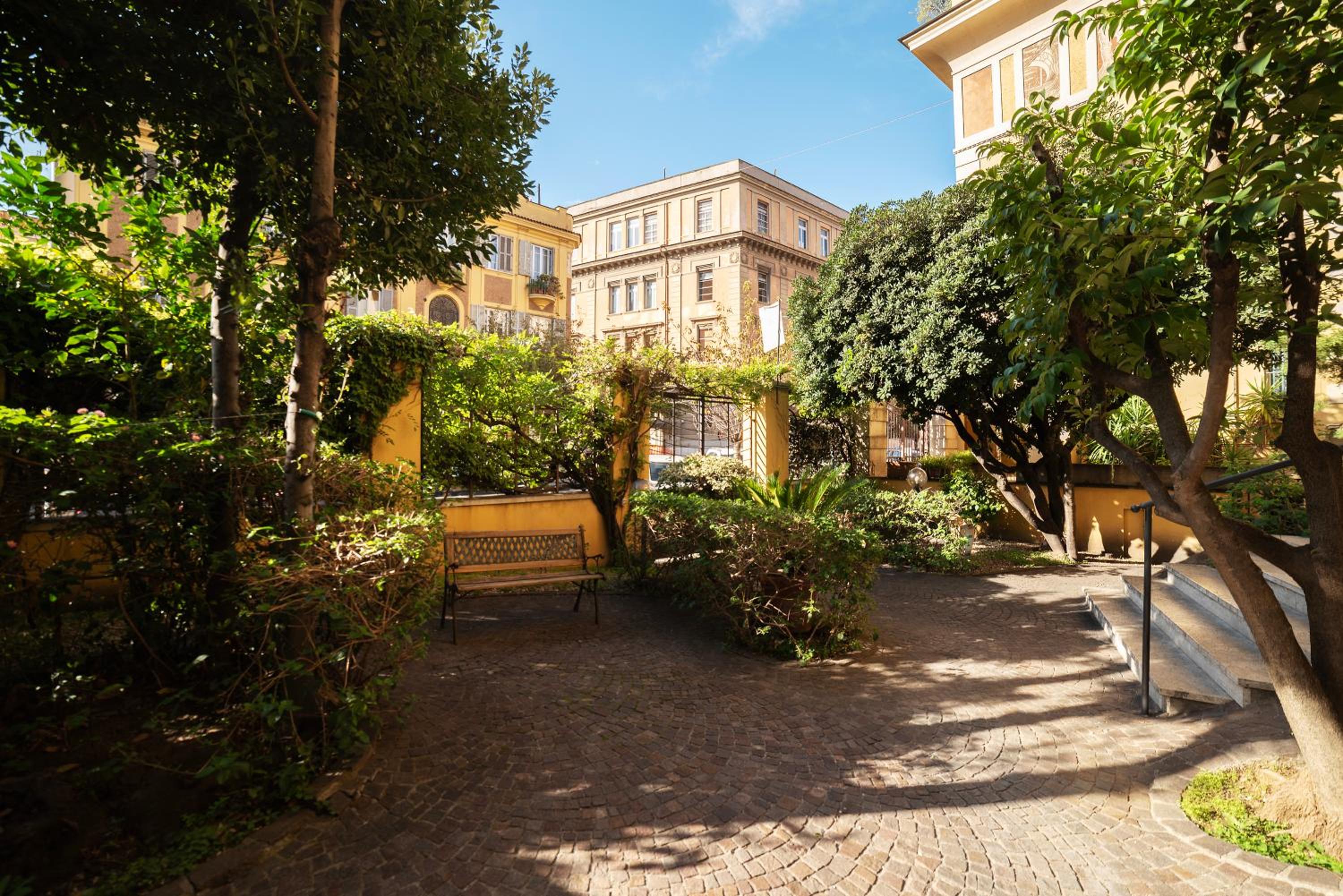 Roma Panoramica Luxury Apartment