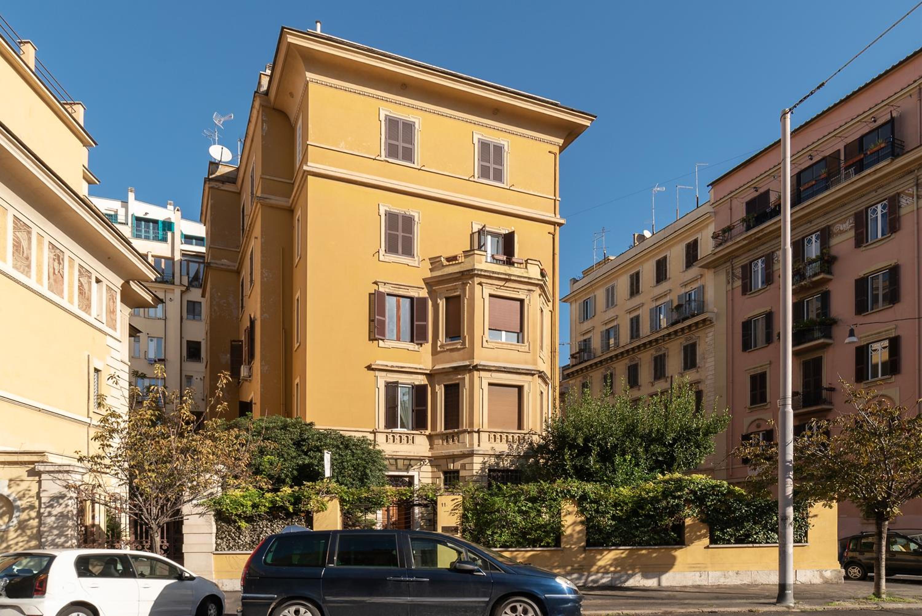Roma Panoramica Luxury Apartment