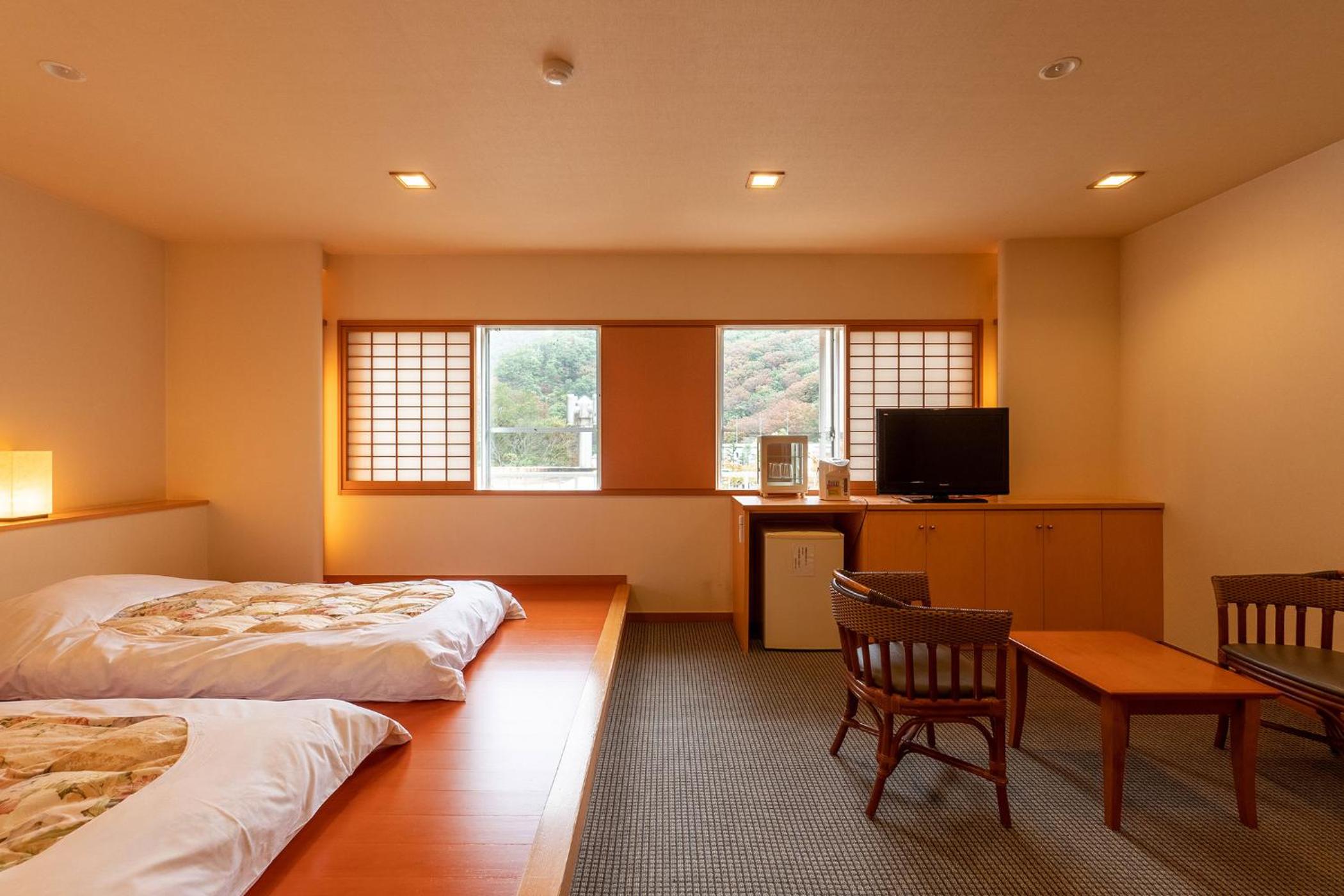 Ooedo Onsen Monogatari Higashiyama Grand Hotel