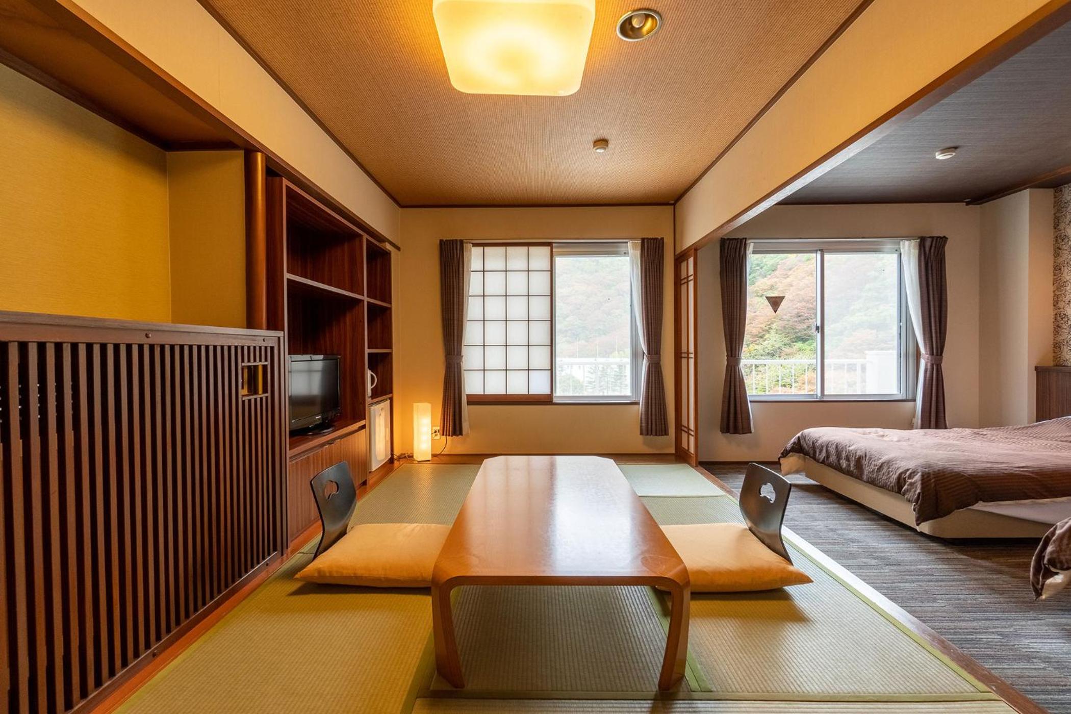 Ooedo Onsen Monogatari Higashiyama Grand Hotel