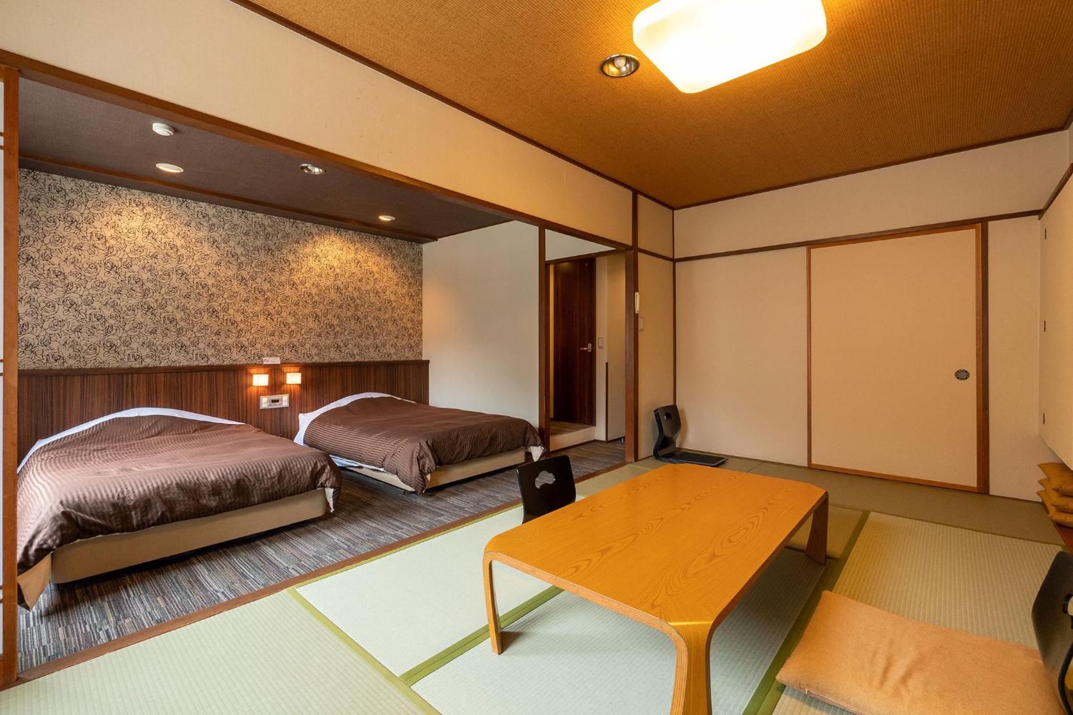 Ooedo Onsen Monogatari Higashiyama Grand Hotel