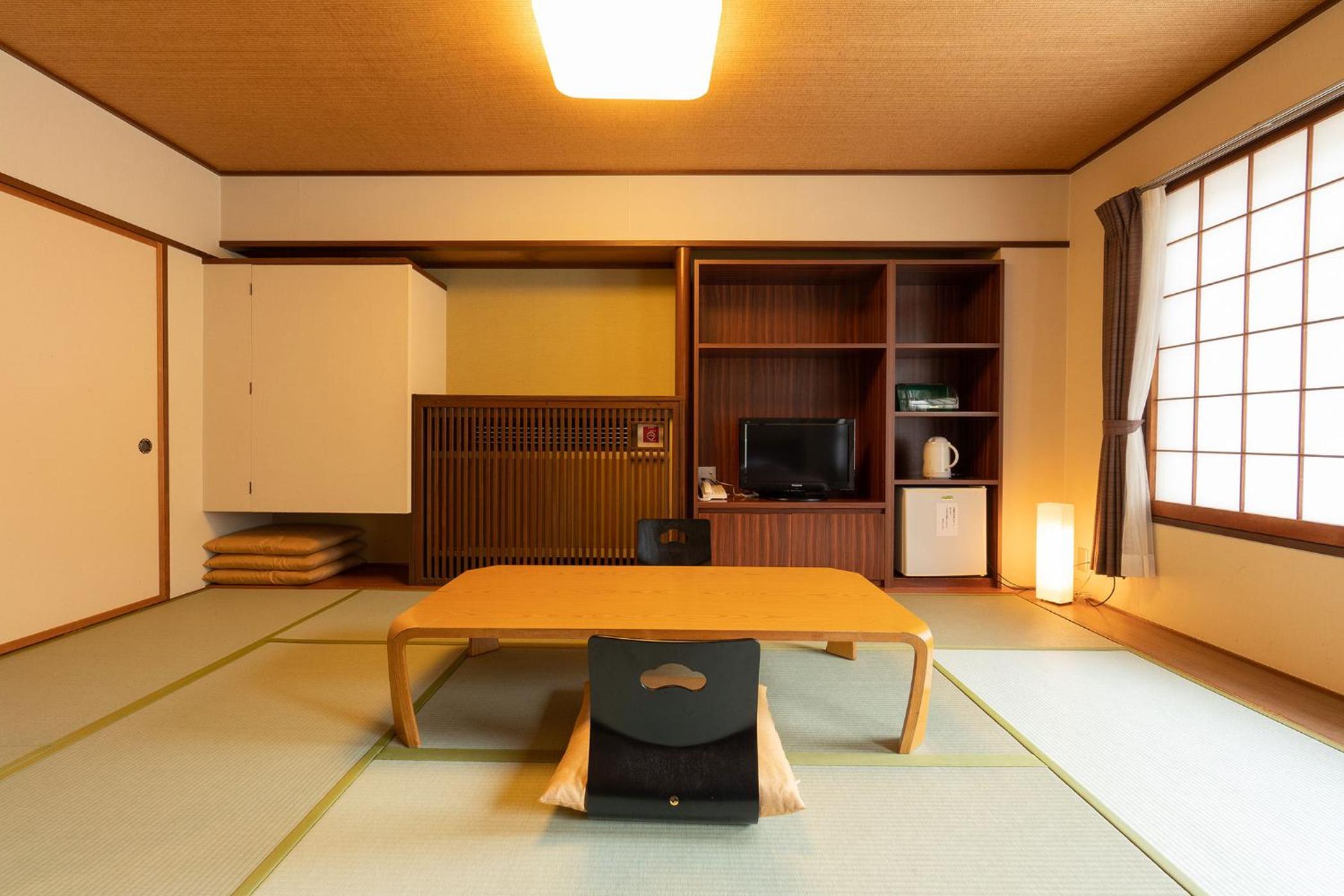 Ooedo Onsen Monogatari Higashiyama Grand Hotel