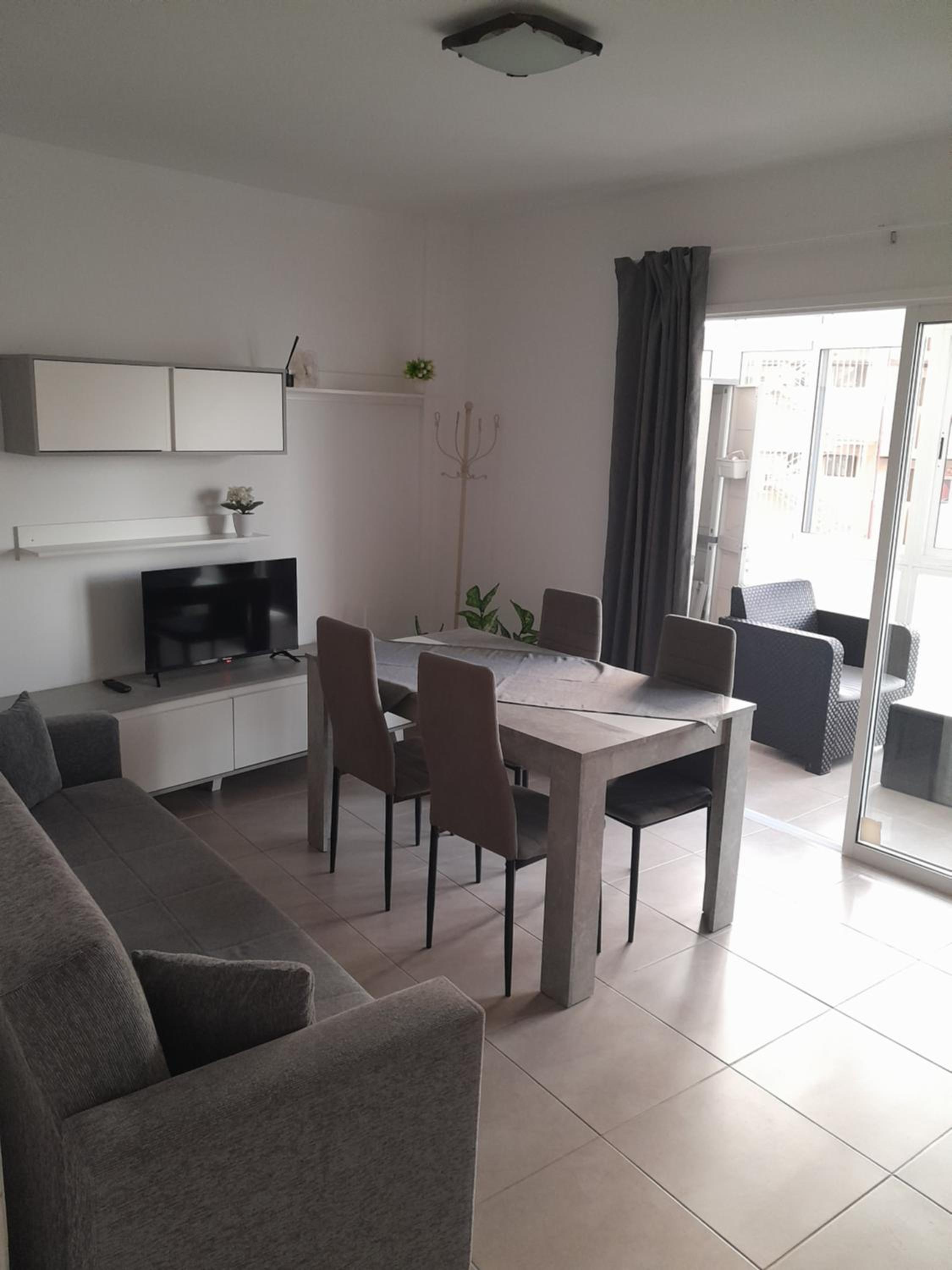 Hotel Las Terrazas WiFi Pool - Image 1