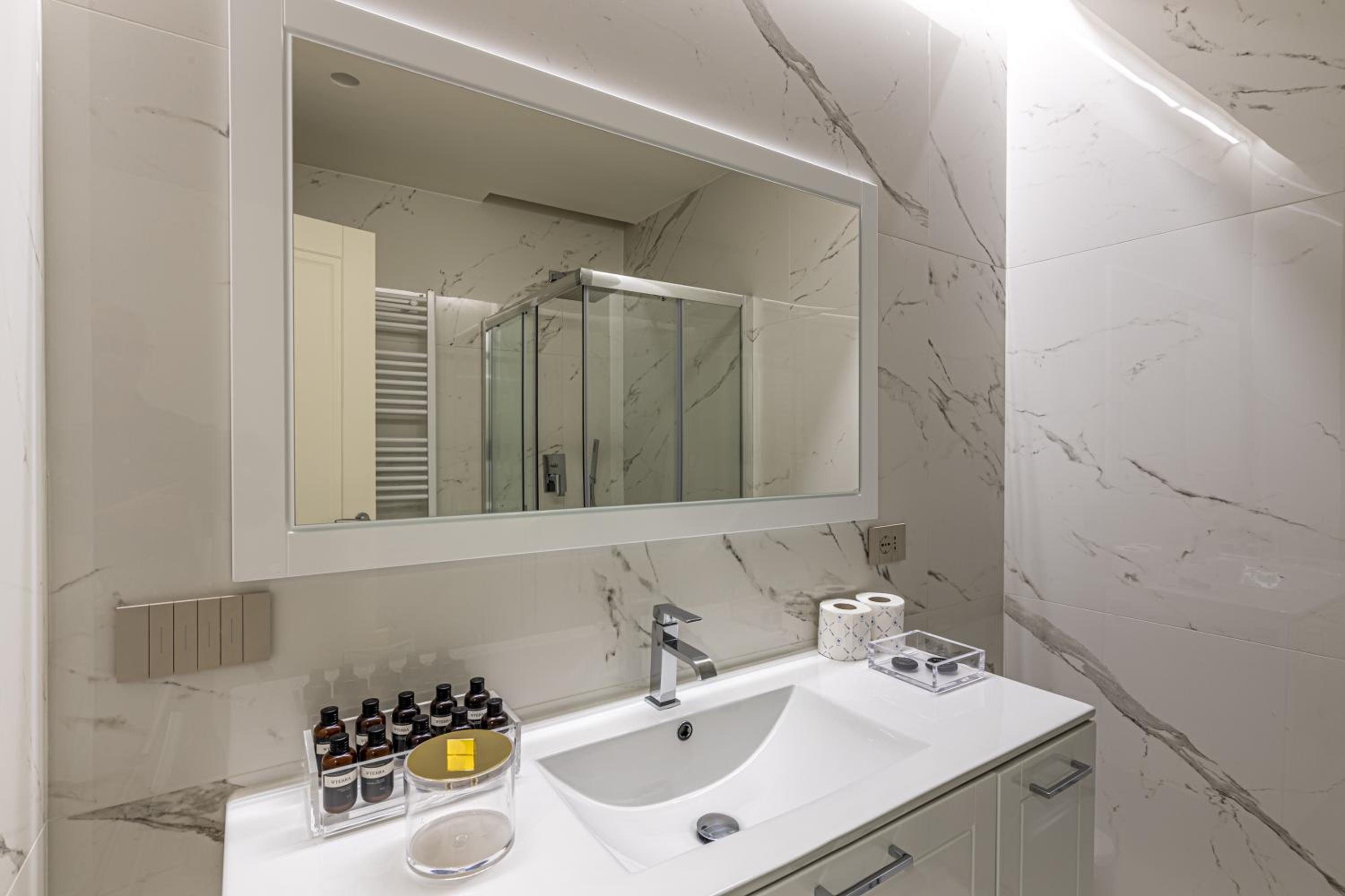 Montenapoleone - Charming apartment