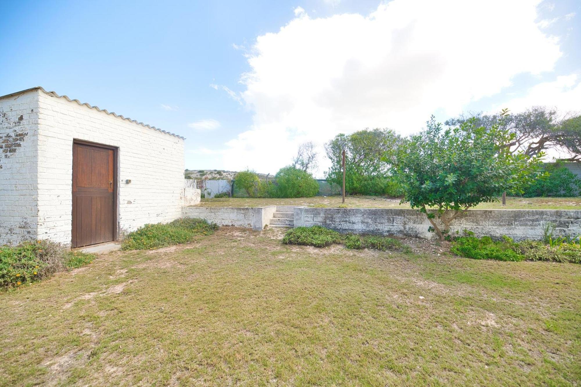 Chez Nous in Arniston view 5