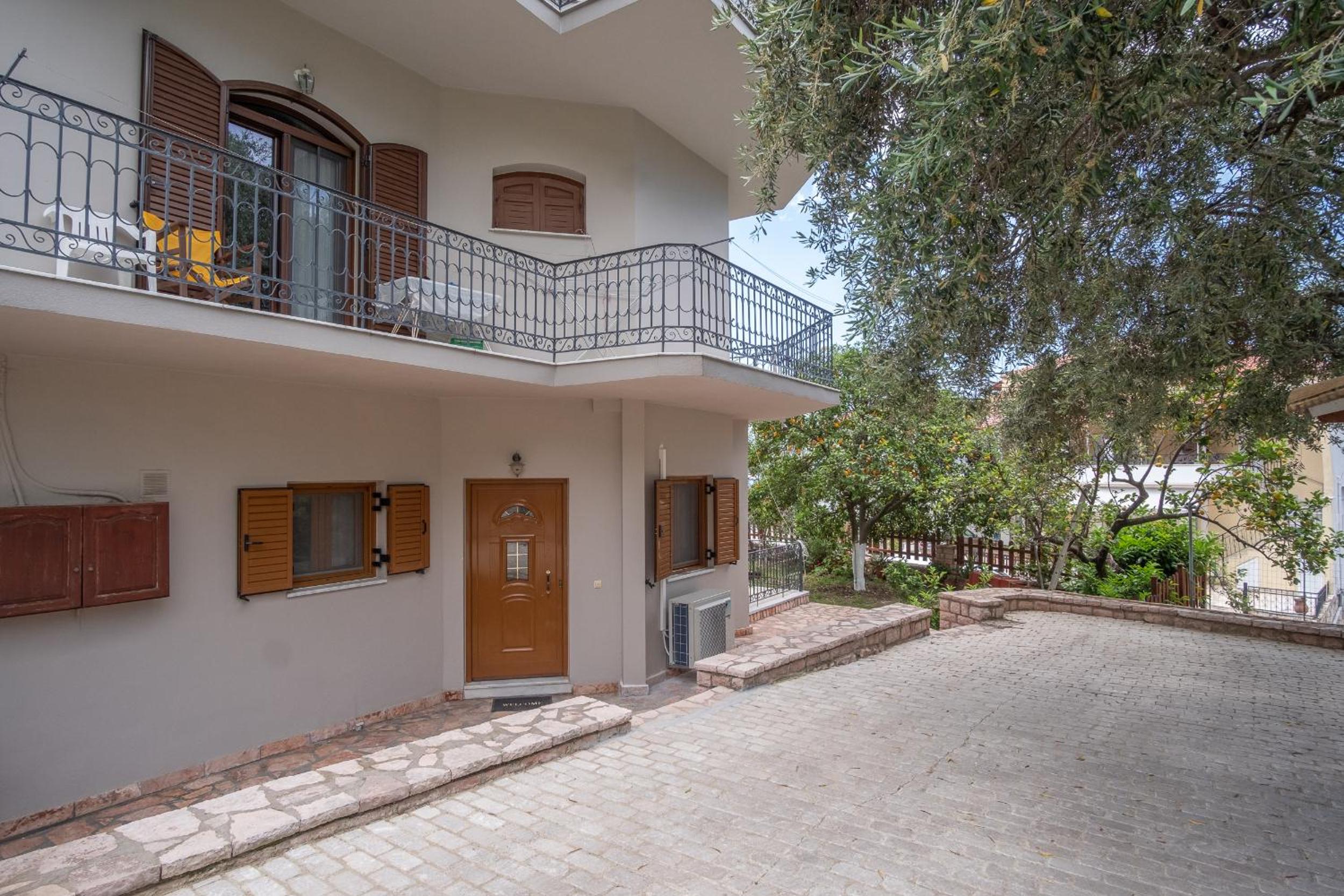 Coral Apartments