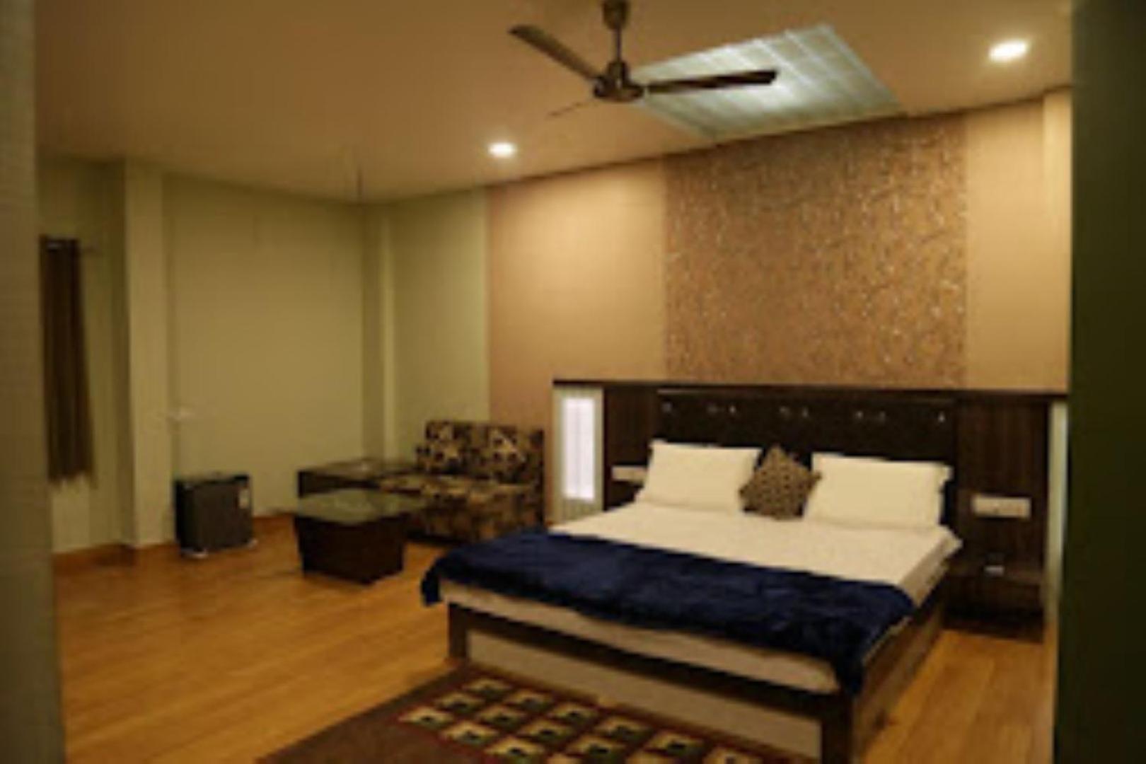 Hotel Shambhavi , Madhya Pradesh
