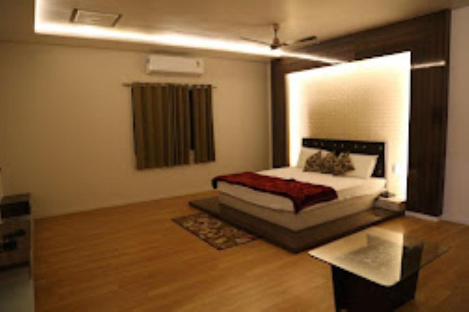 Hotel Shambhavi , Madhya Pradesh