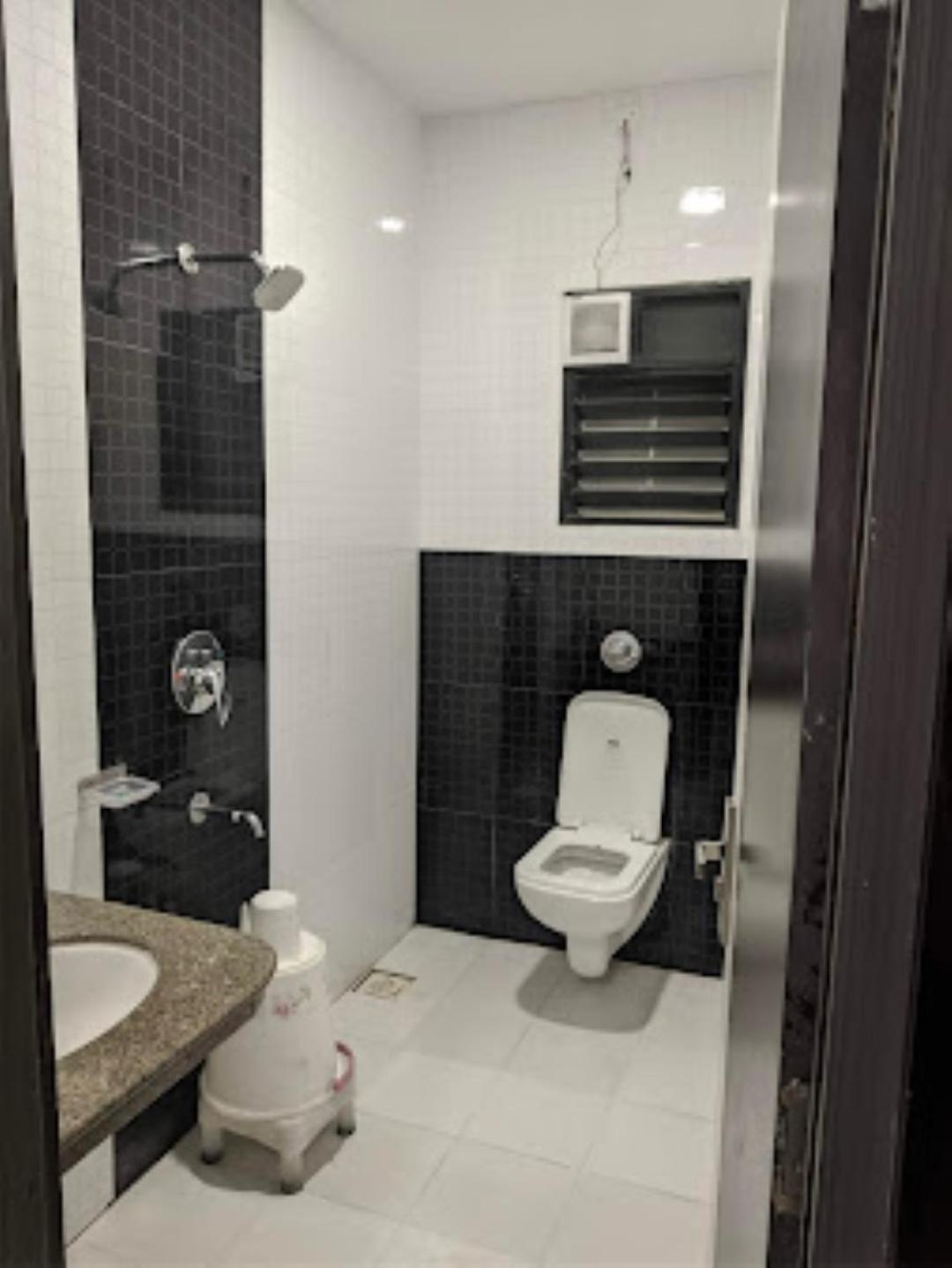 Hotel Shambhavi , Madhya Pradesh
