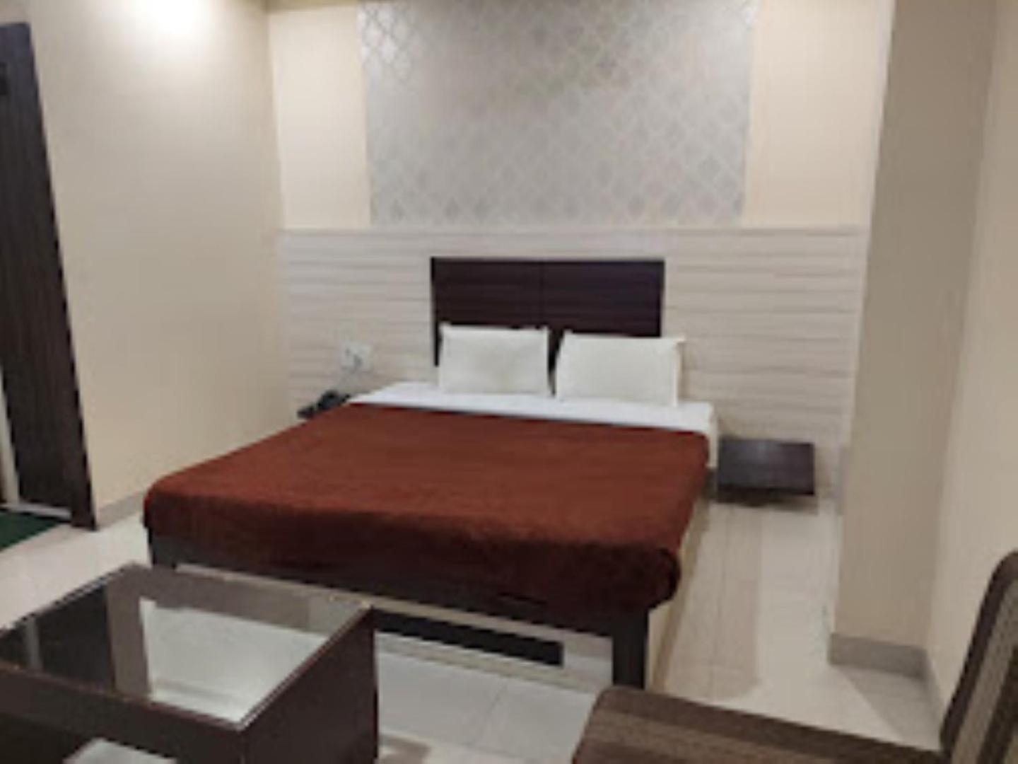 Hotel Shambhavi , Madhya Pradesh