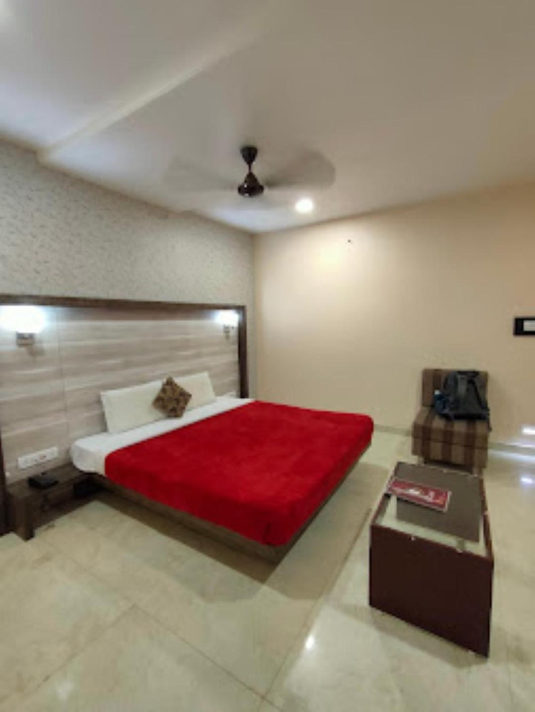 Hotel Shambhavi , Madhya Pradesh