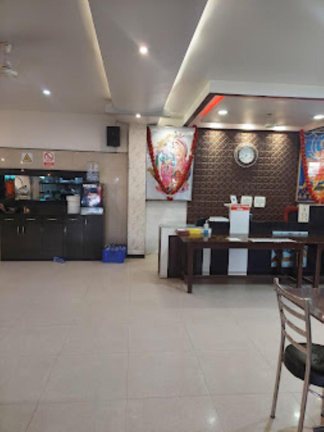 Hotel Shambhavi , Madhya Pradesh