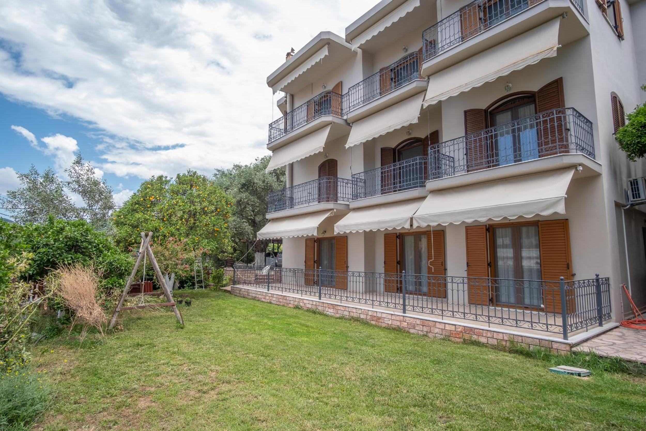 Coral Apartments