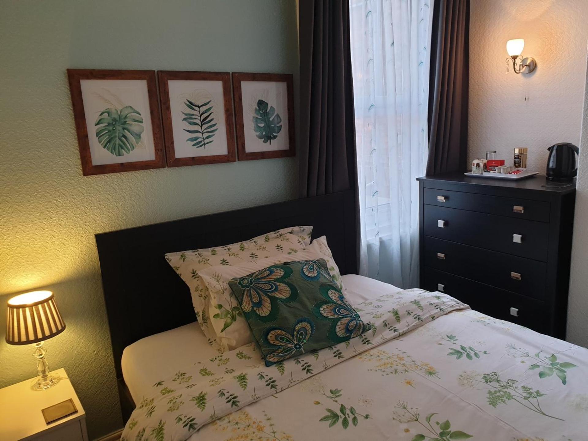 St Michael's Boutique Guest House, North Bay, Scarborough with free parking and fast wi-fi view 3