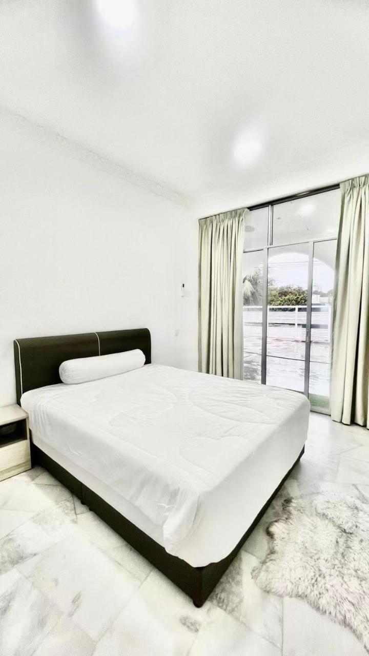 Three Homestay