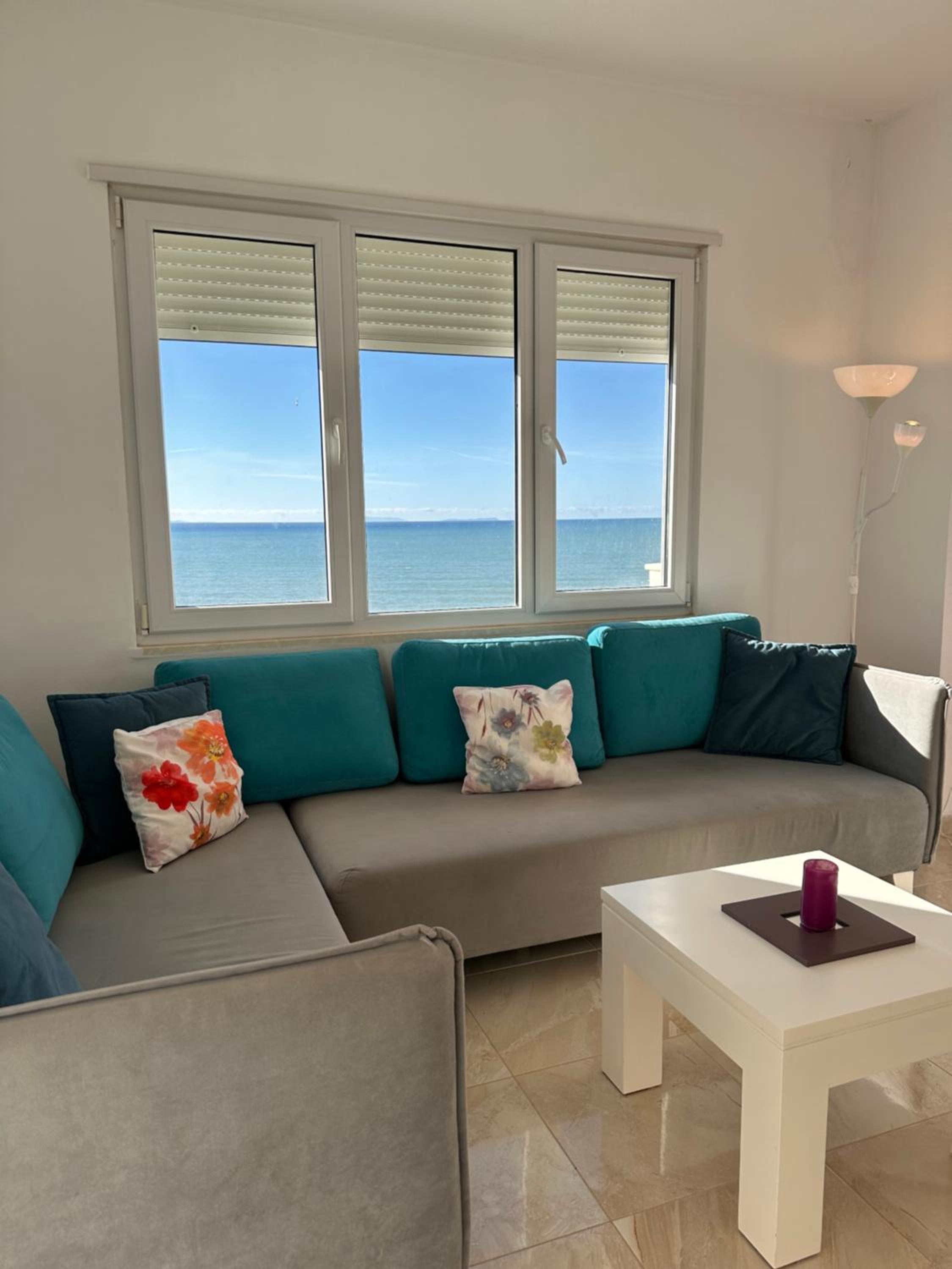 White Sea View Residence