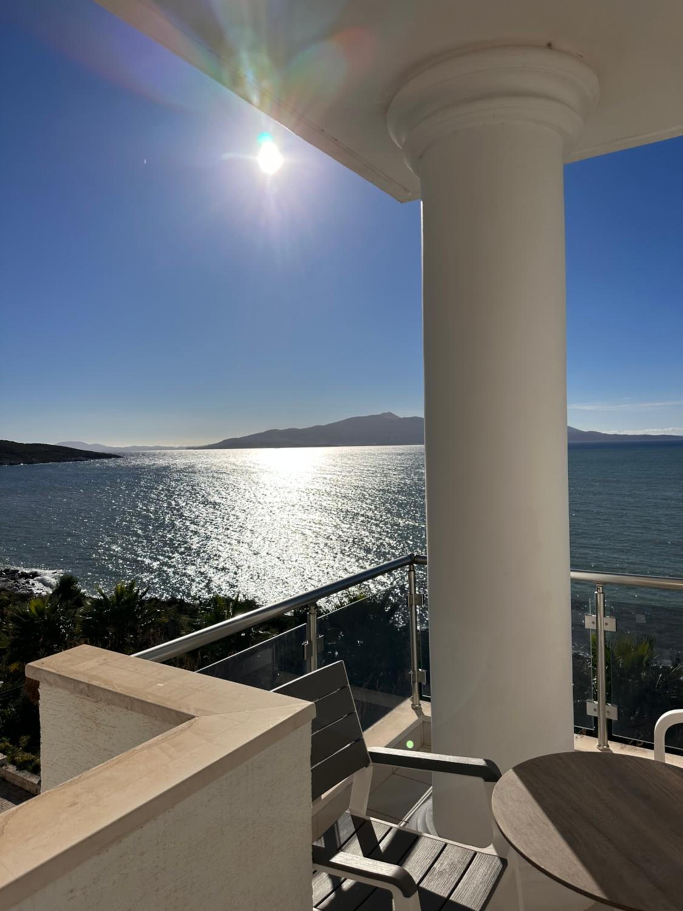 White Sea View Residence