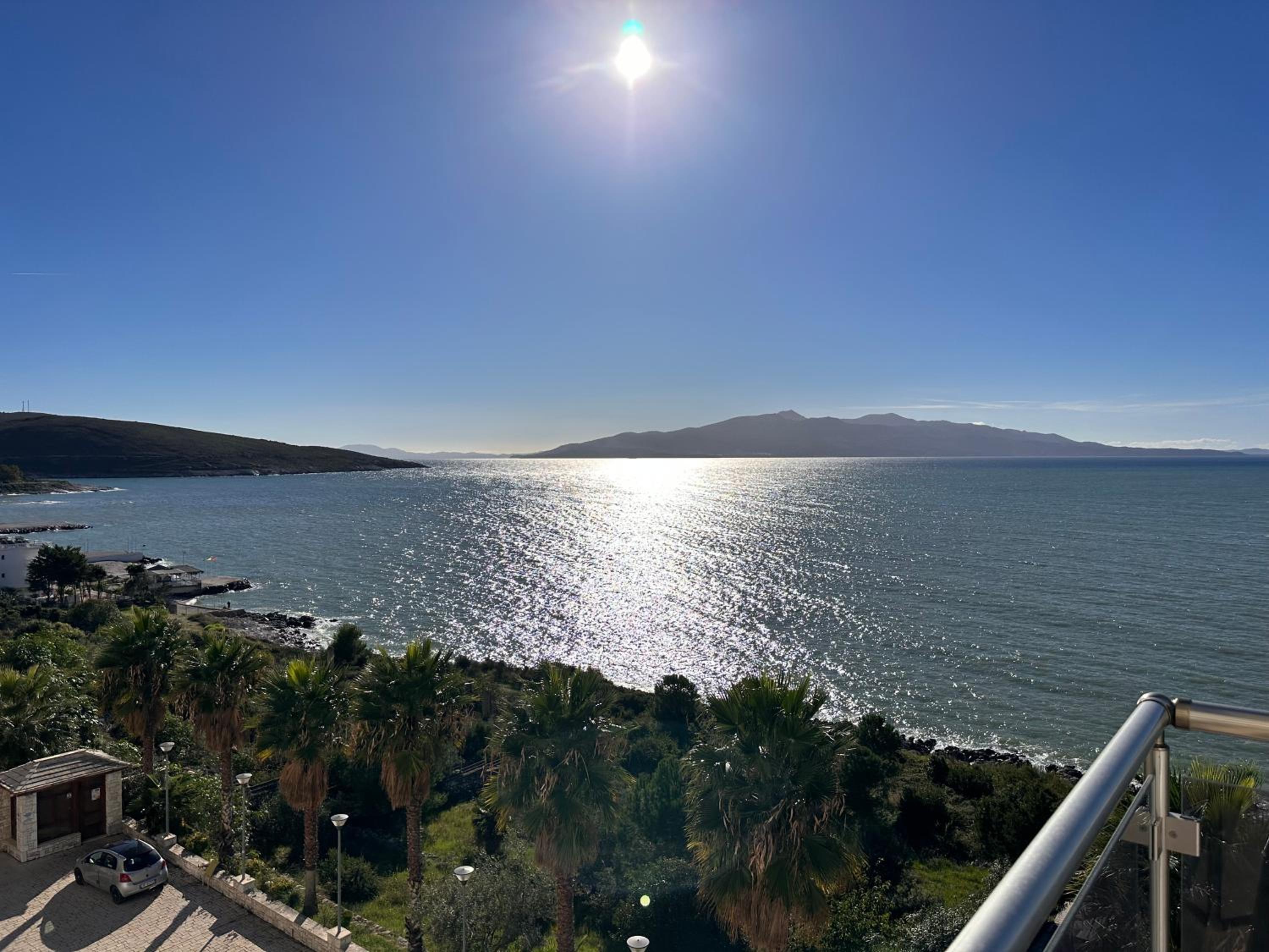 White Sea View Residence