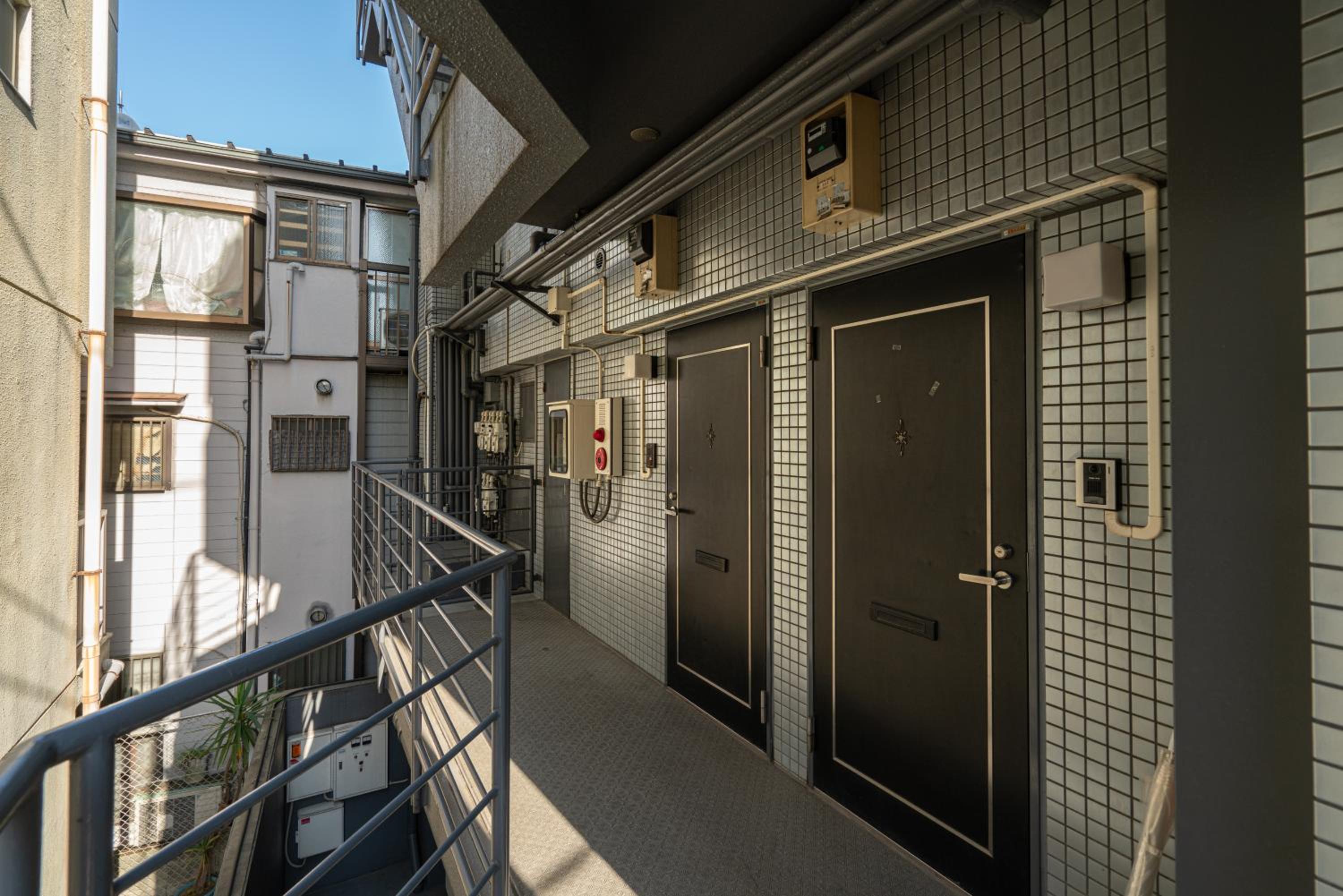Two-bedroom, 6-minute walk to the Yamanote Line