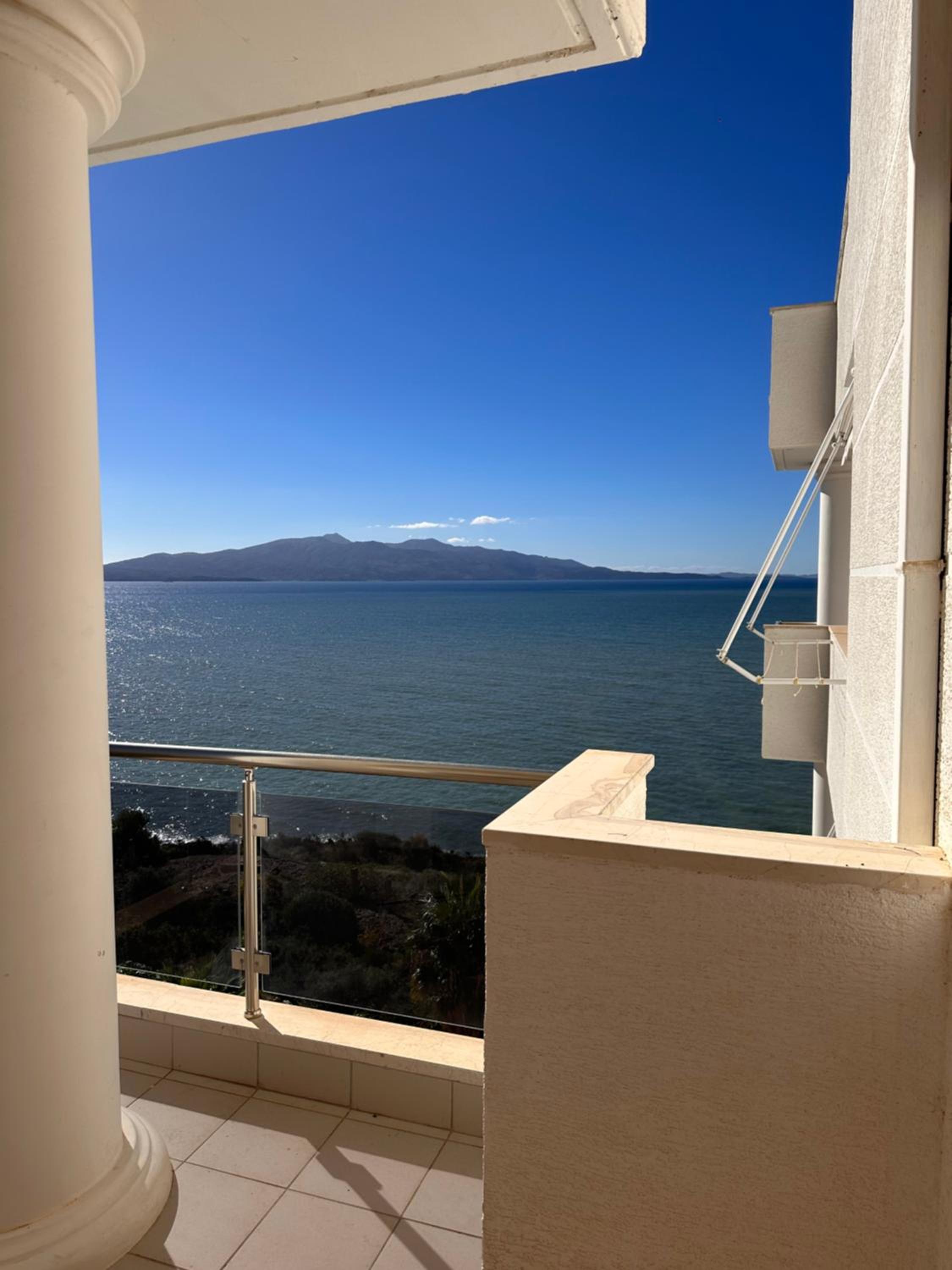 White Sea View Residence