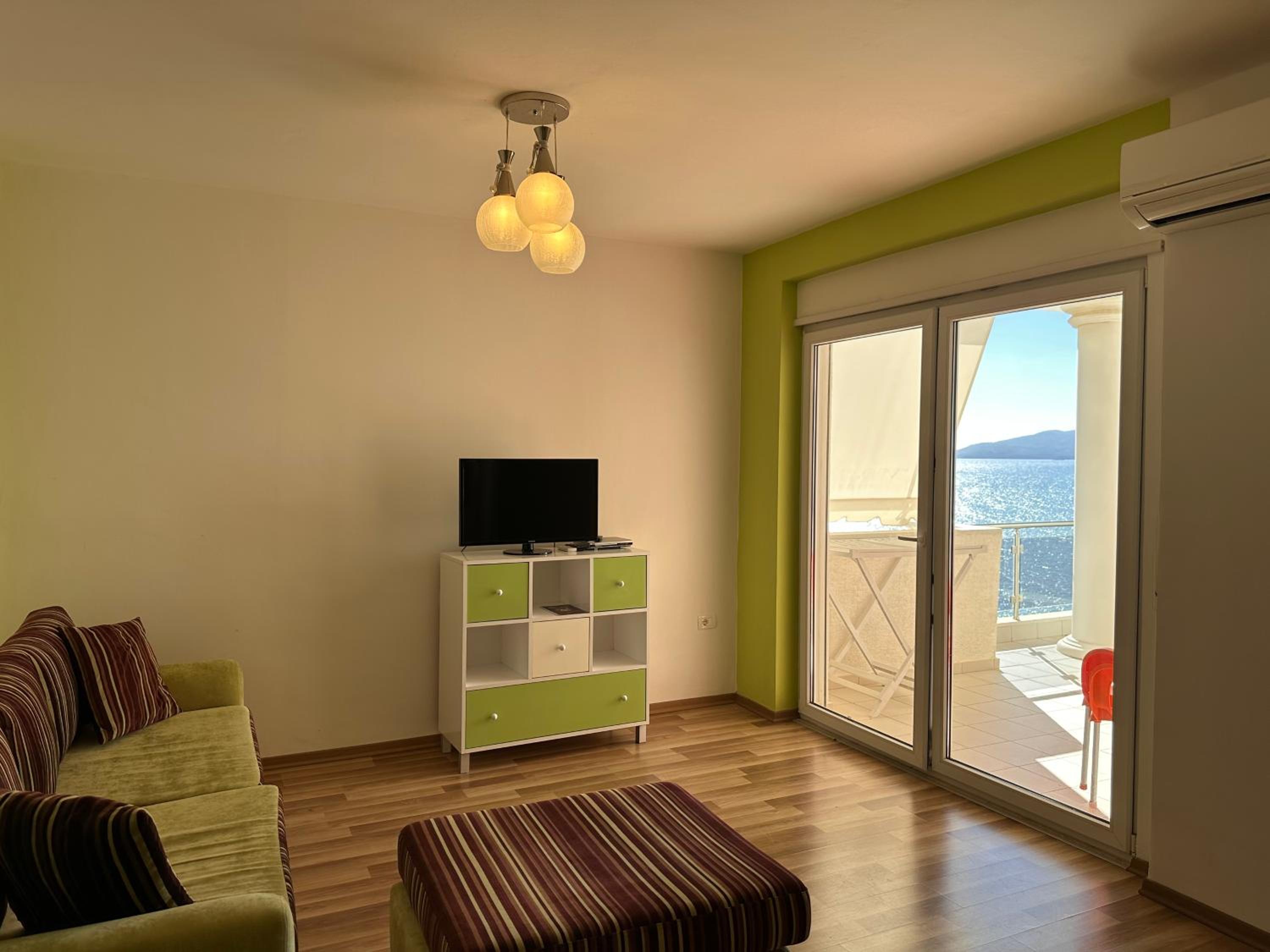 White Sea View Residence