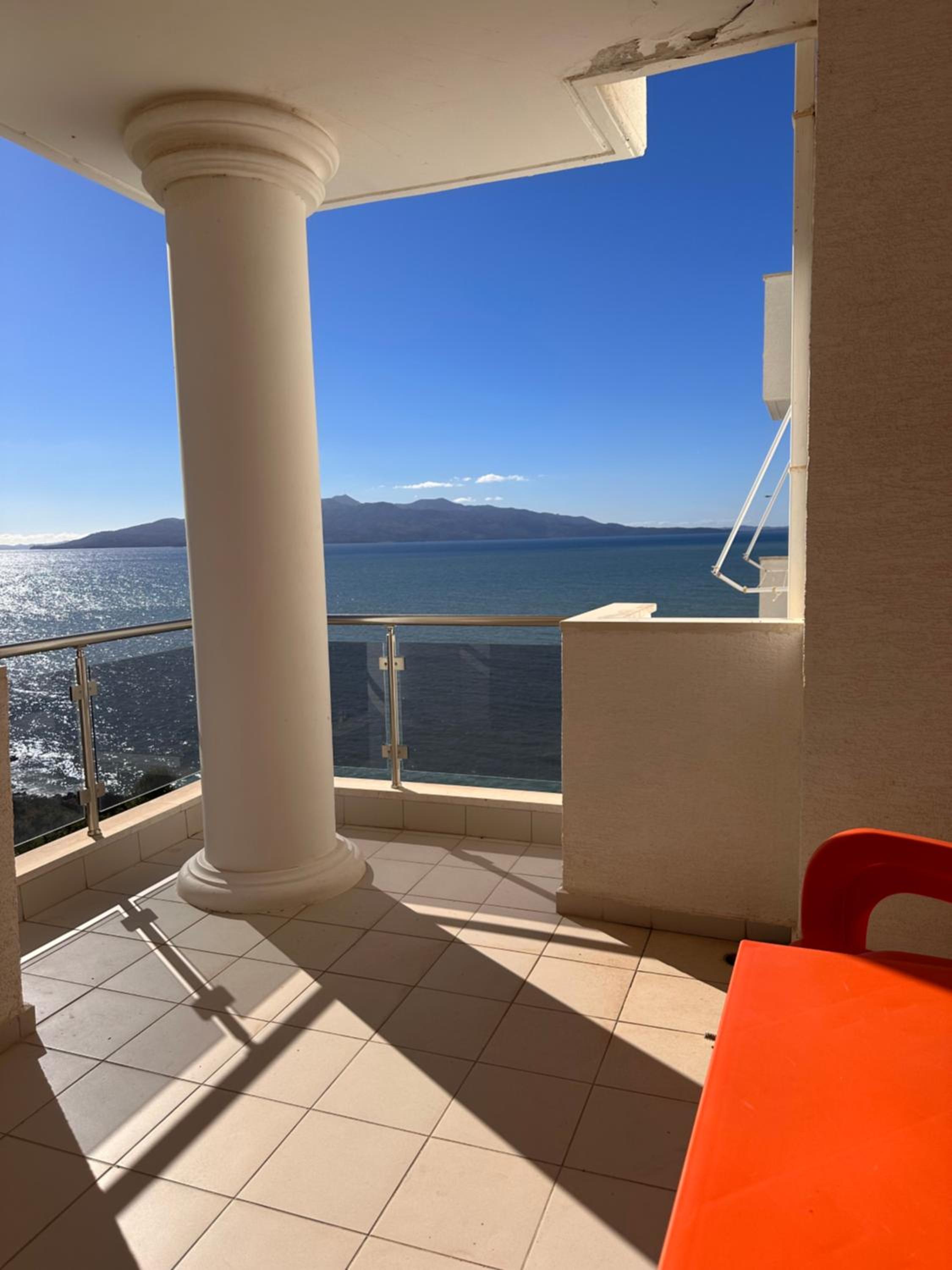 White Sea View Residence