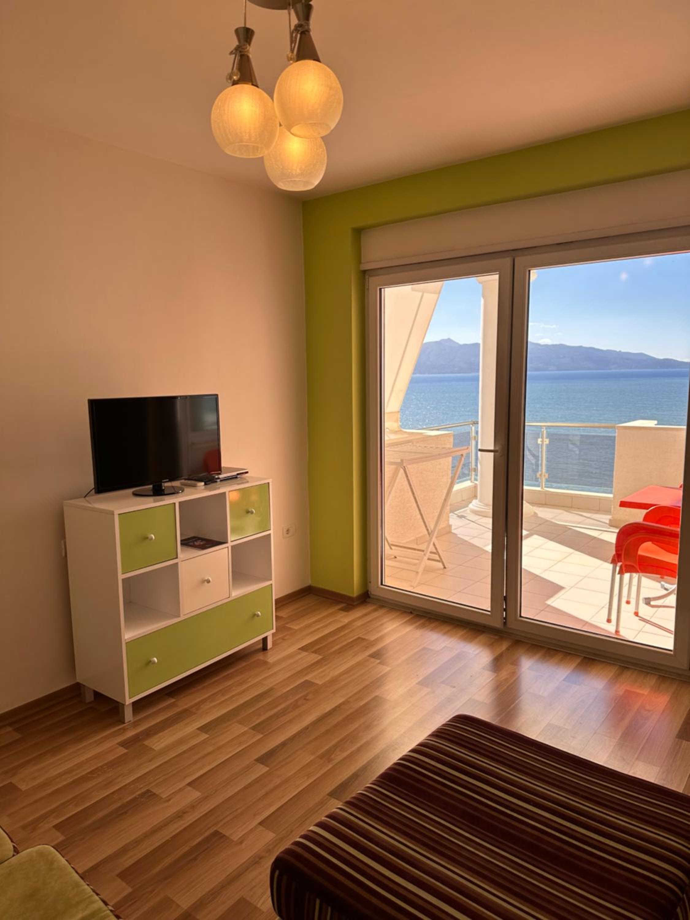 White Sea View Residence