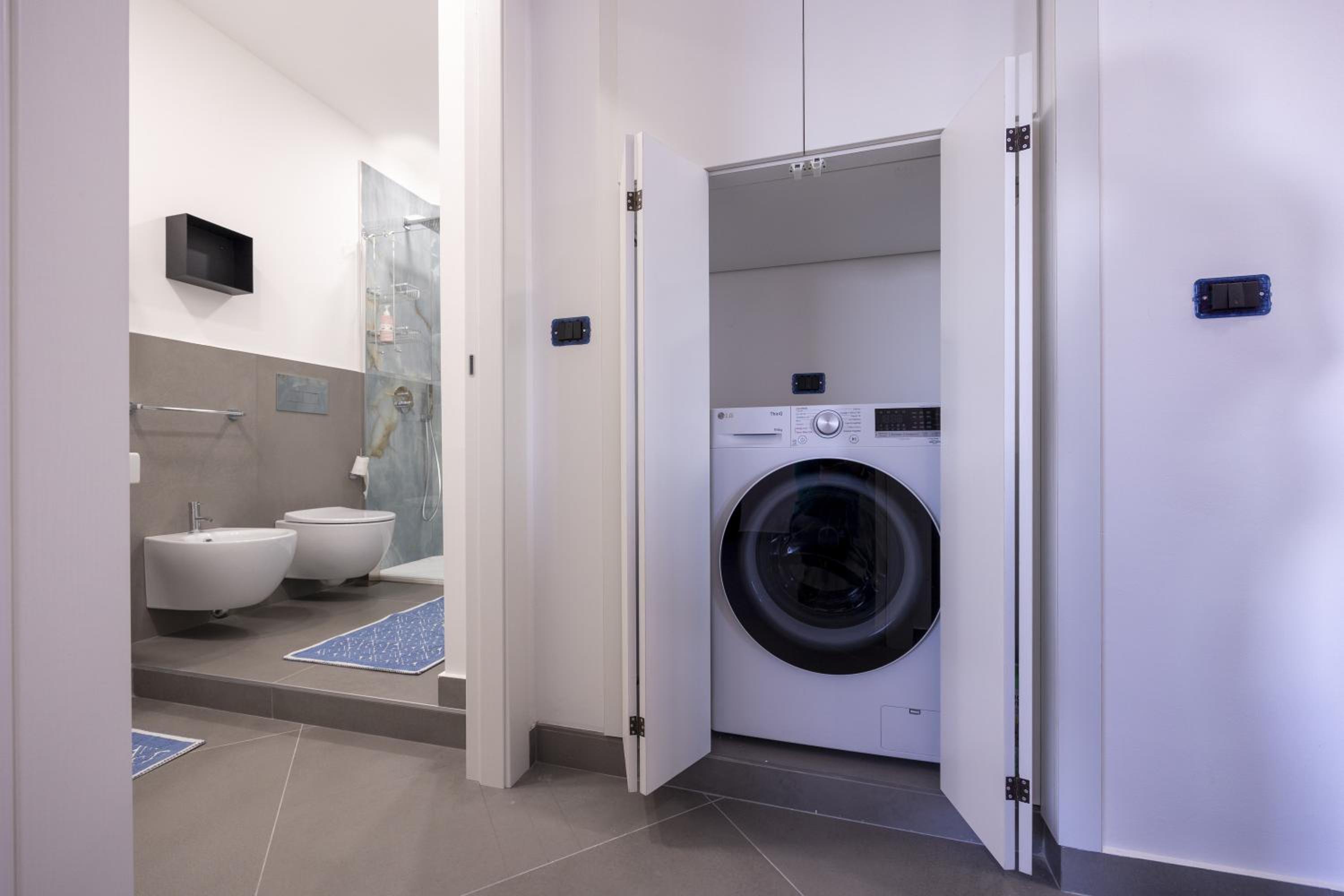 Seaview Apartment en Patti — bathroom