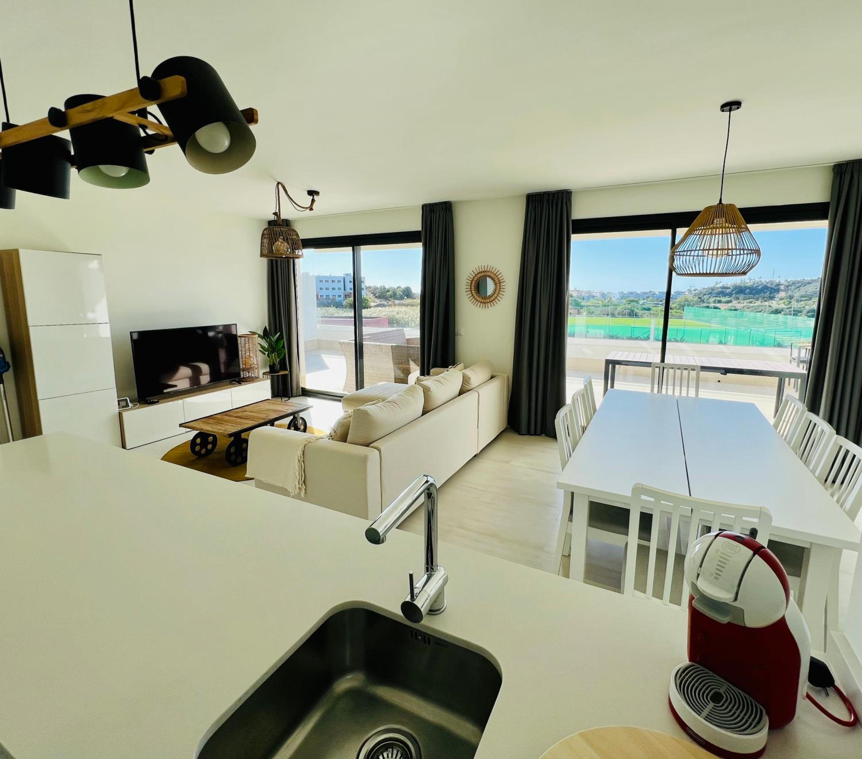 Penthouse moderne et cosy pour vos vacances accessible à pied depuis la plage