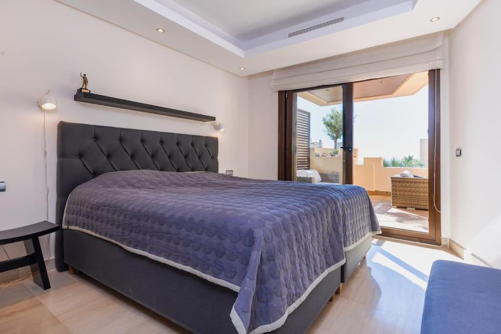 Beachside Luxury Penthouse with Private Pool