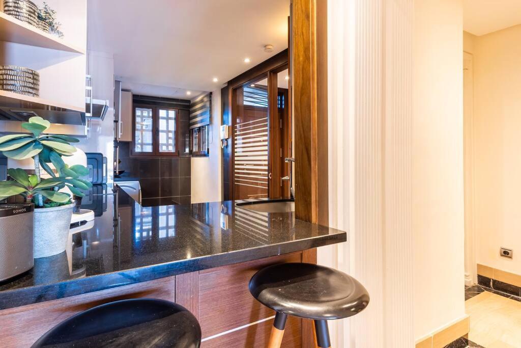 Beachside Luxury Penthouse with Private Pool
