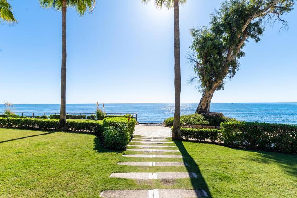 Beachside Luxury Penthouse with Private Pool
